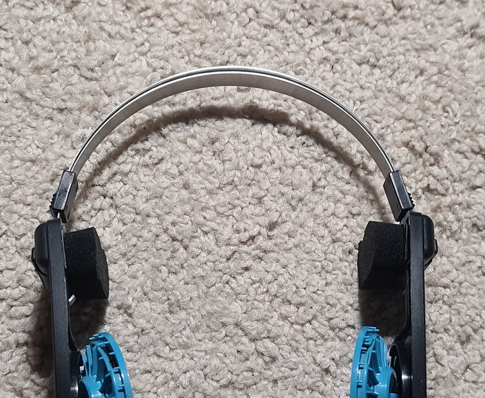 Koss Porta Pro On-Ear Headphones – NEED NEW EARPADS