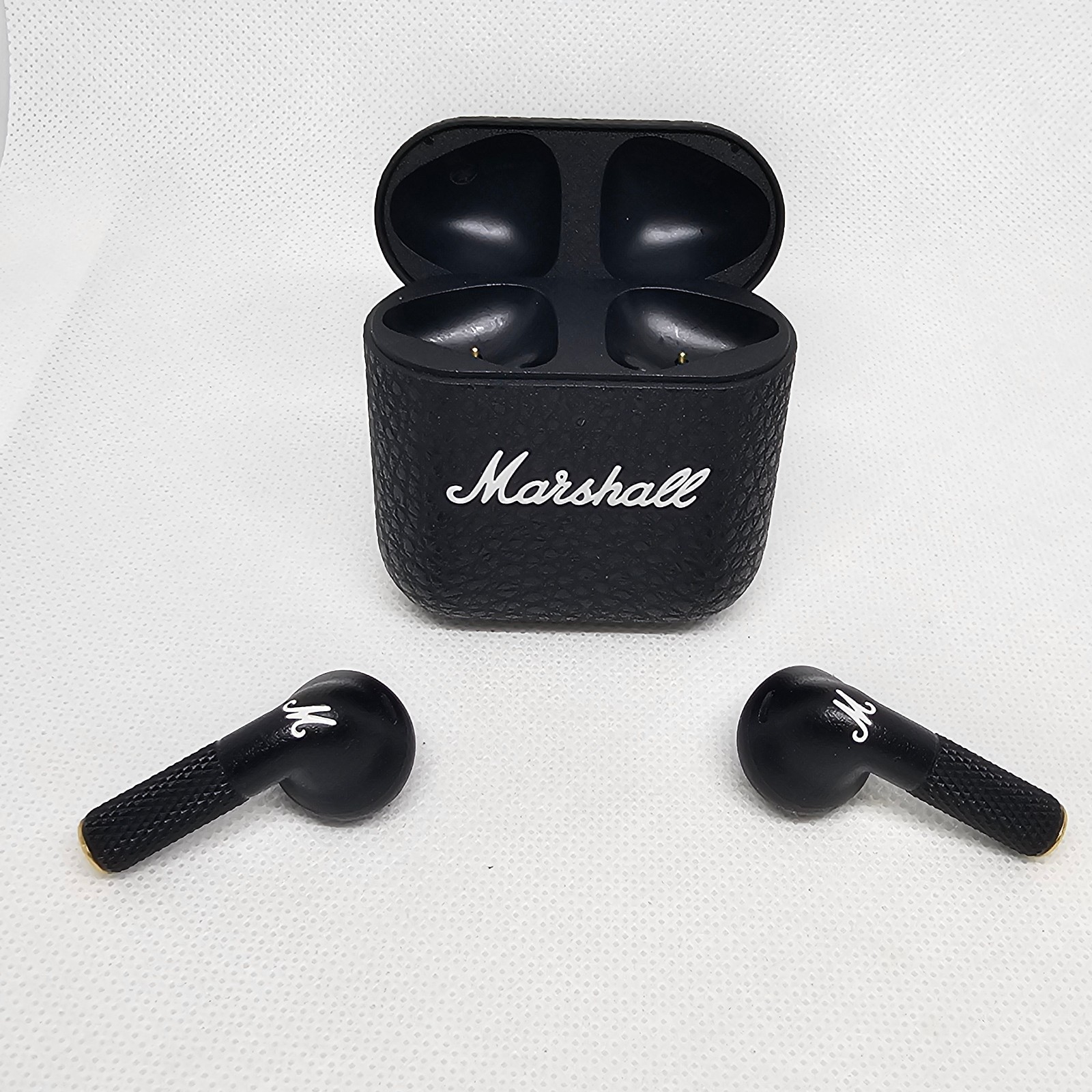 Marshall Minor IV True Wireless Earbuds with Microphone – Black