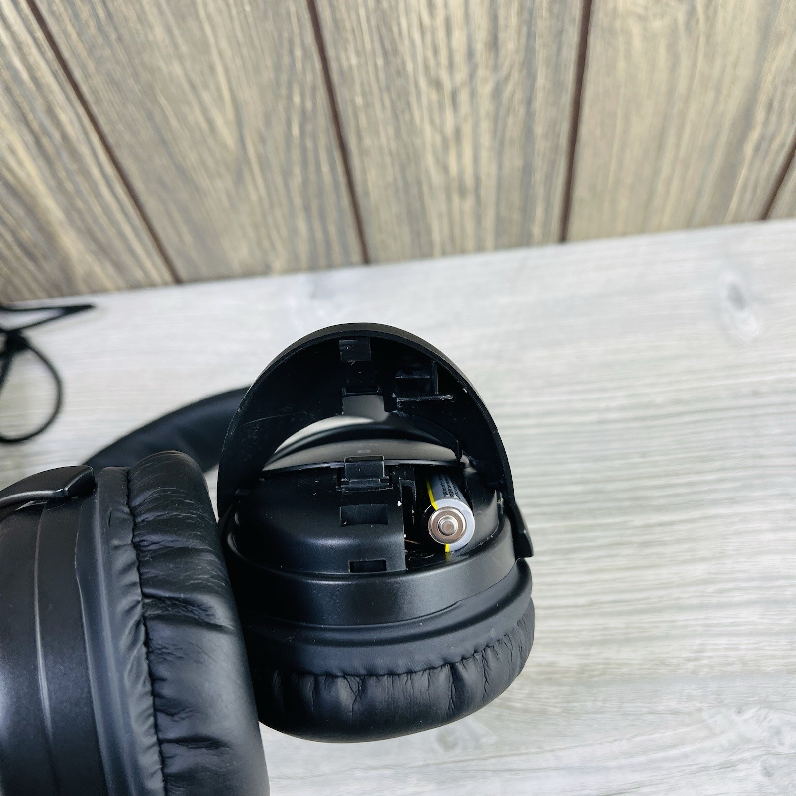 Coby Noise Canceling Digital Stereo Headphones CV195