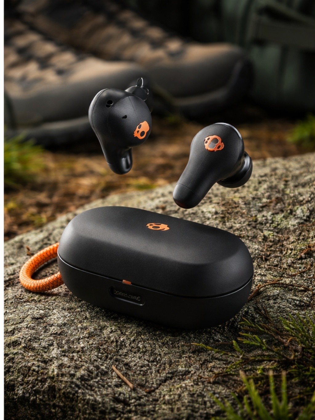Skullcandy Sesh ANC Noise-Canceling True Wireless Earbuds Black and Orange S2SAW