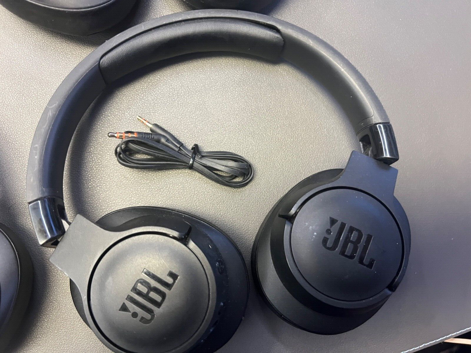 JBL TUNE 760 NC headphones 3.5mm over-ear -WIRED ONLY!-BLK-LOT OF 4-2002