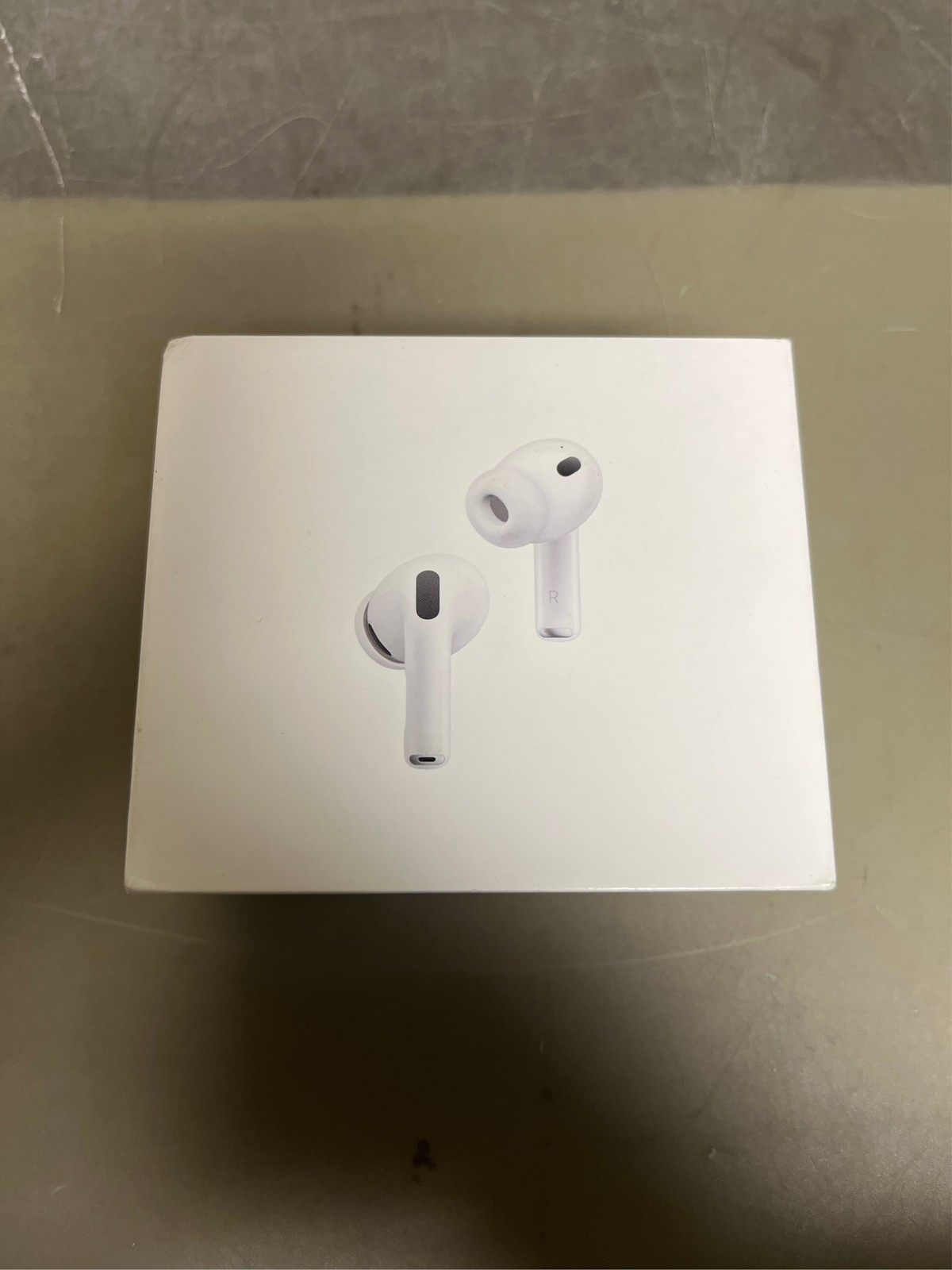 Apple AirPods Pro 3 with Active Noise Cancellation, Heart Rate Sensing, Live T 8