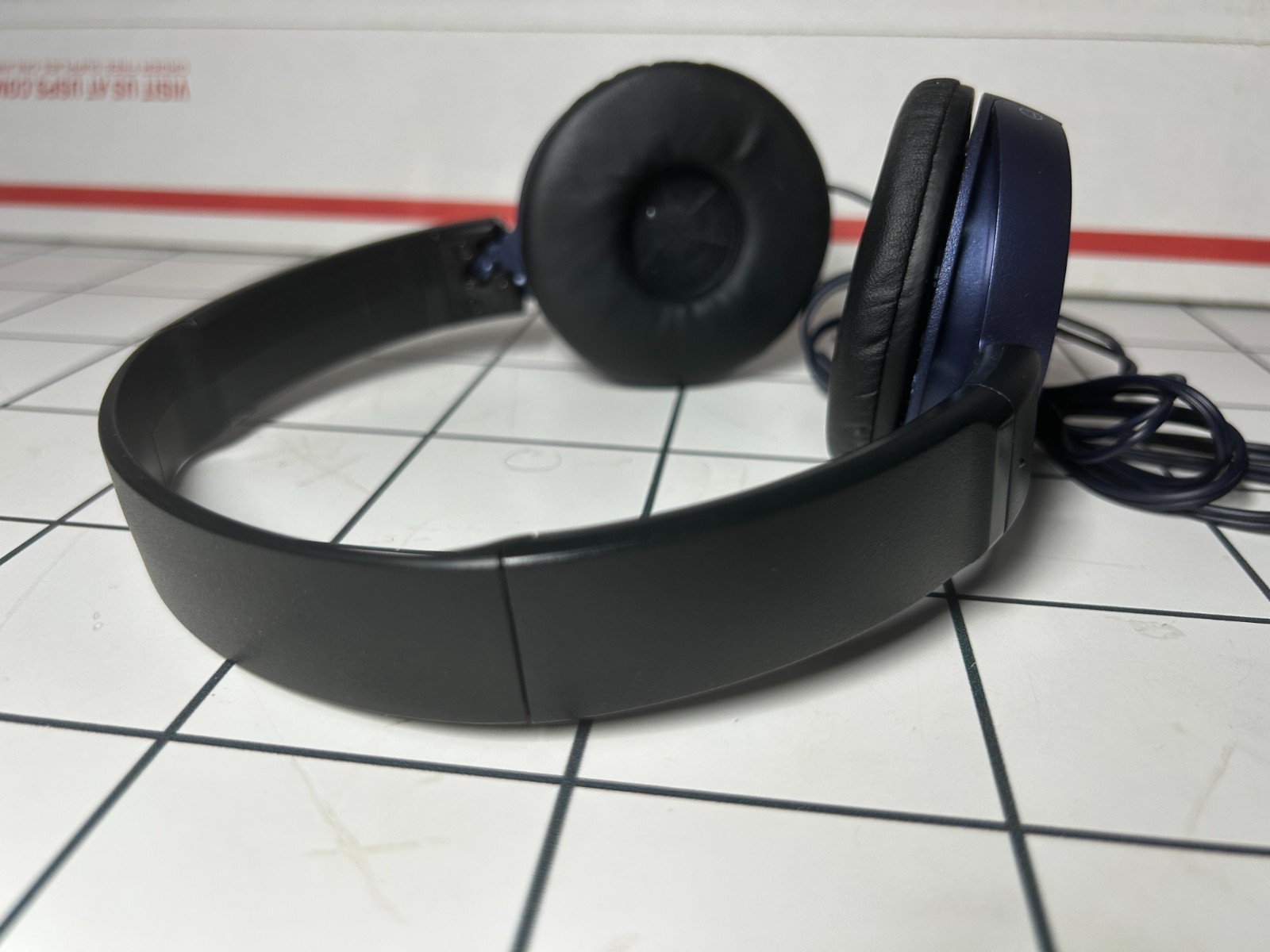 Sony On-the-Ear Wired Built In Mic Headphones- Blue (MDR-ZX310APLZ) Tested Works