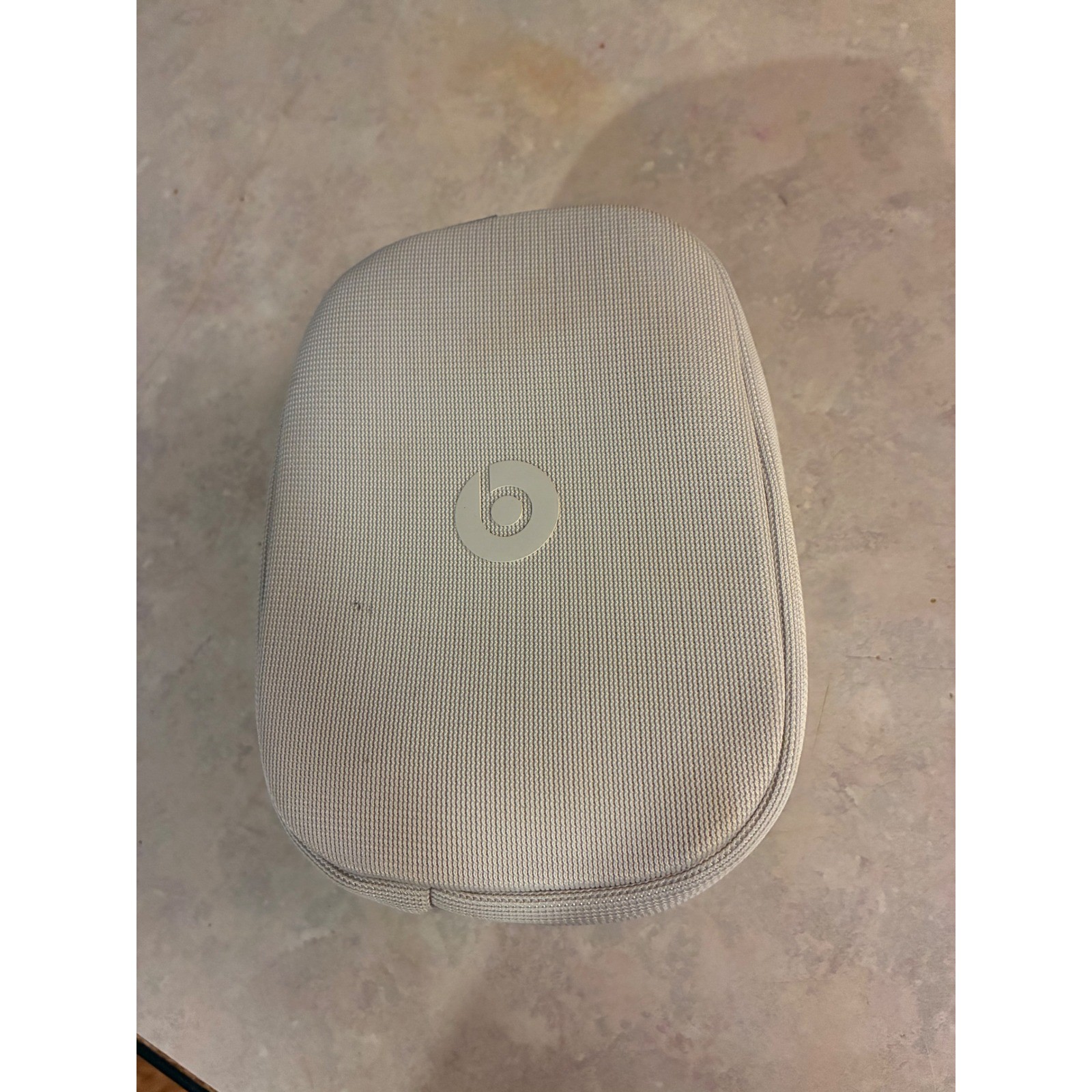 Beats Solo 4 Wireless Bluetooth On-Ear Headphones Warm White Gold MUW33LL/A