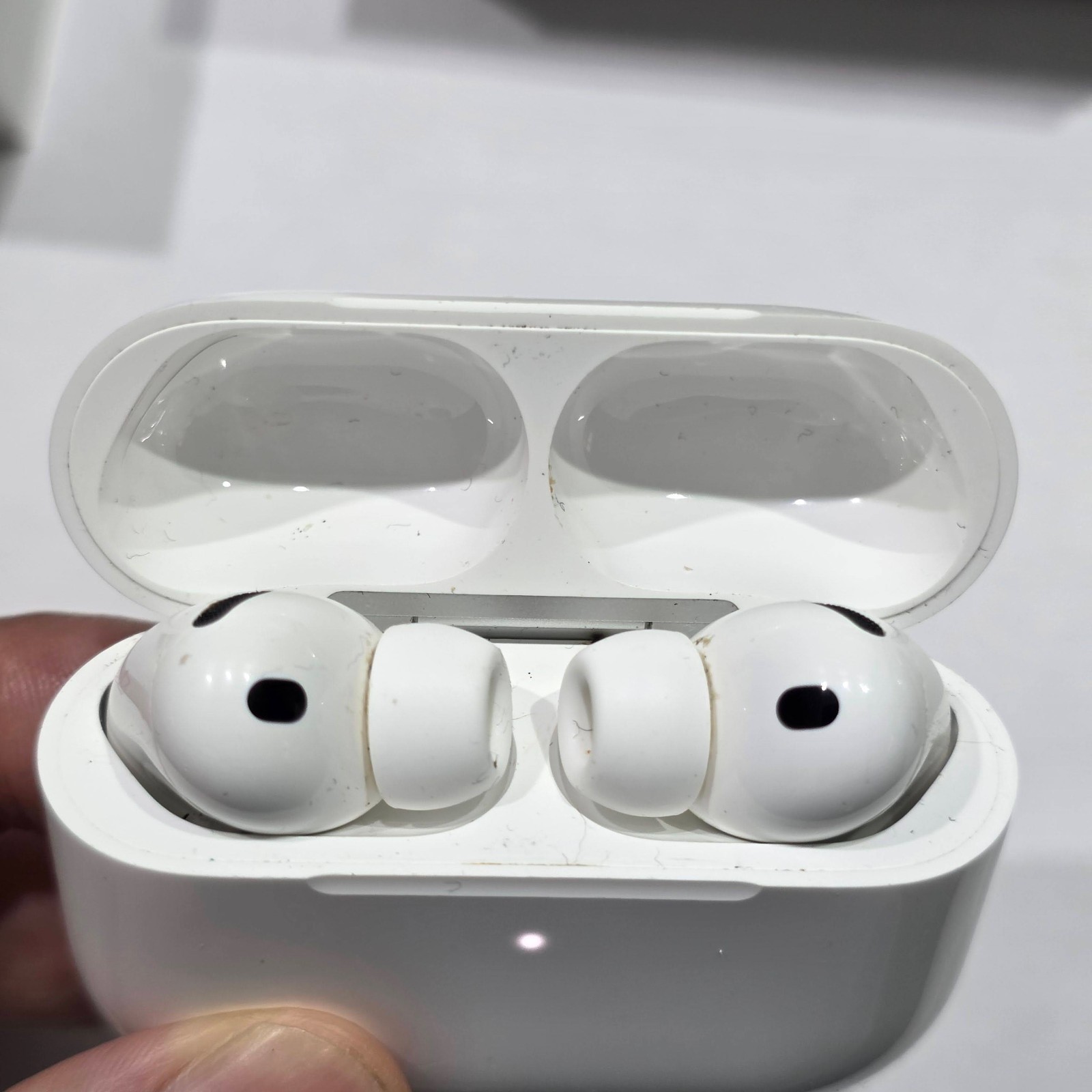 Apple AirPods Pro 3rd Generation Wireless In-Ear Headset – Warranty Oct 2026