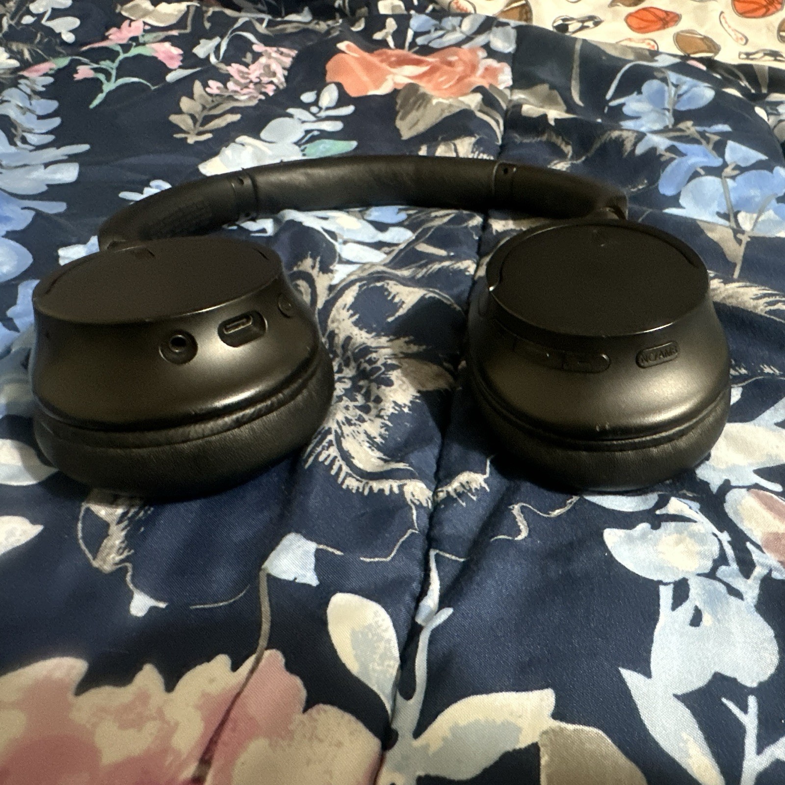 Sony WH-CH720N Black Bluetooth Wireless Over-Ear Headphones *READ DESCRIPTION