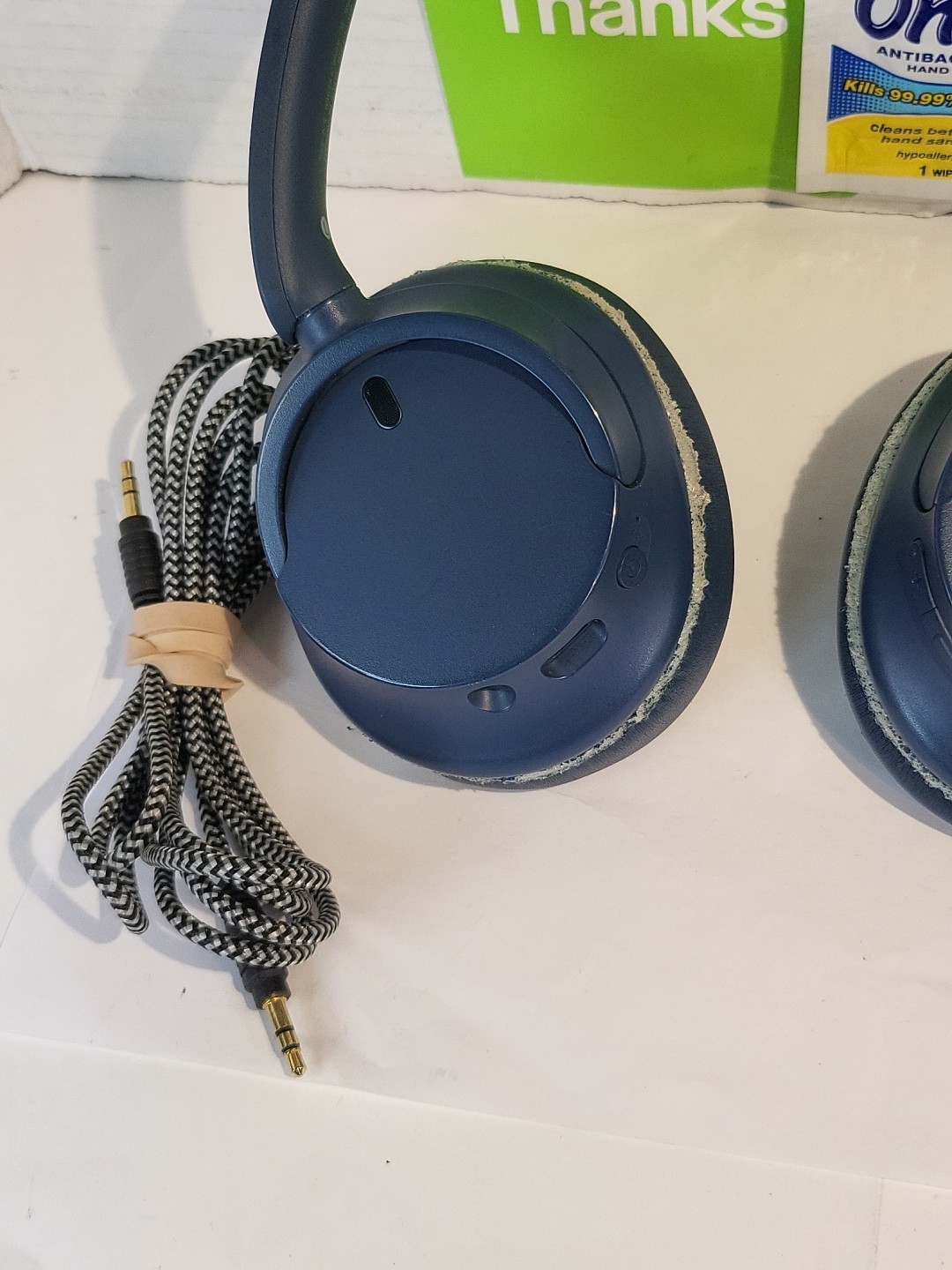 Sony Wireless Over-Ear Headphones YY2966 WH-CH720N Noise Canceling Working Good.