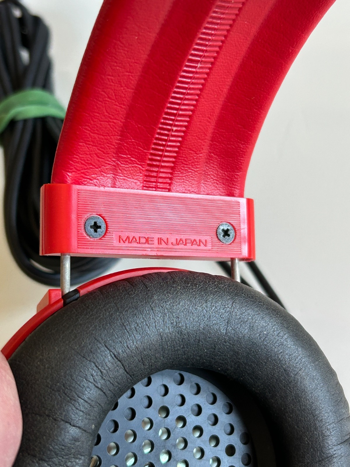 JVC HP-303R Stereo Headphones