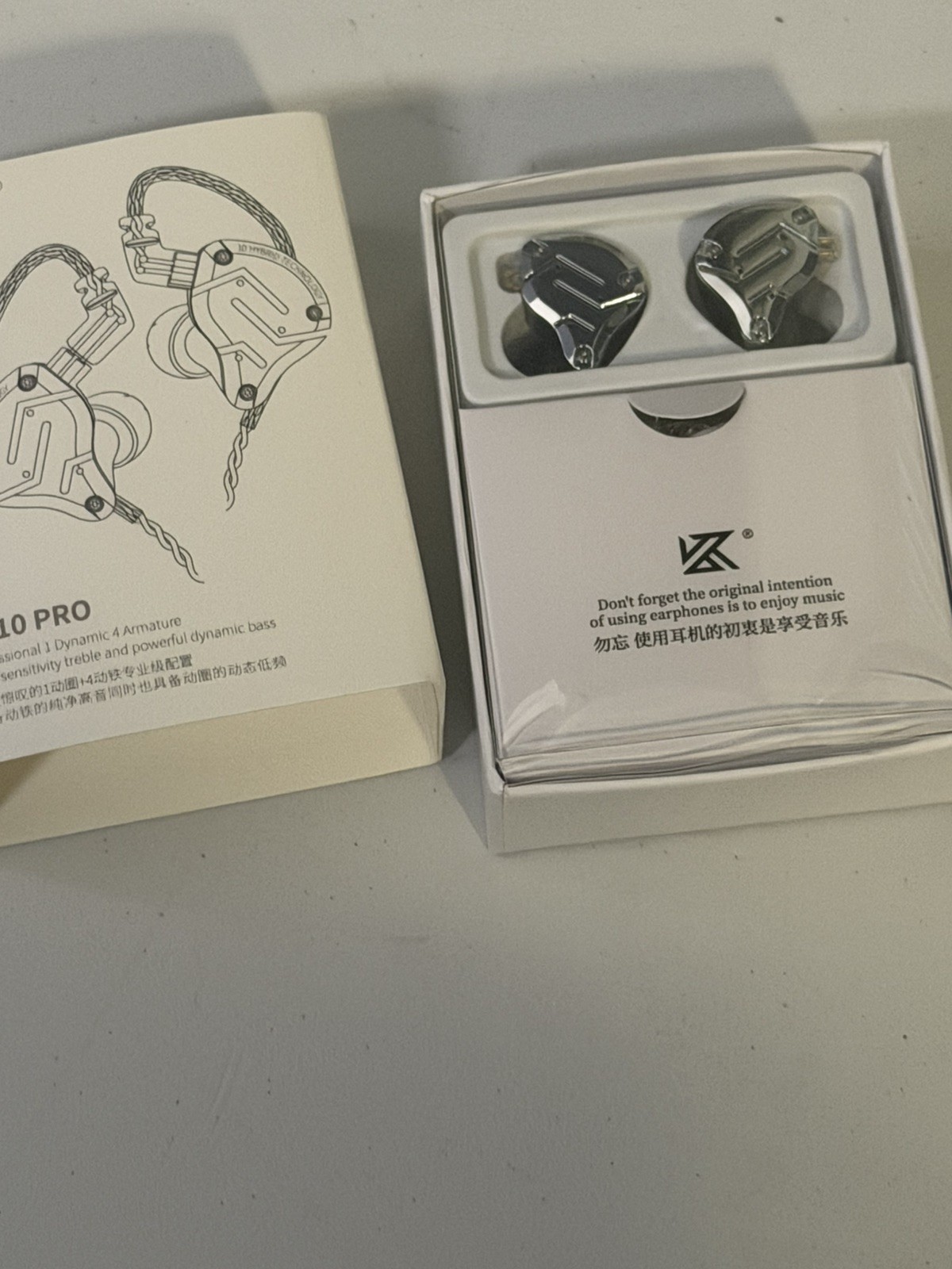 KZ ZS10 Pro, Linsoul 4BA+1DD 5 Driver in-Ear HiFi Earphones w/ Mic, silver
