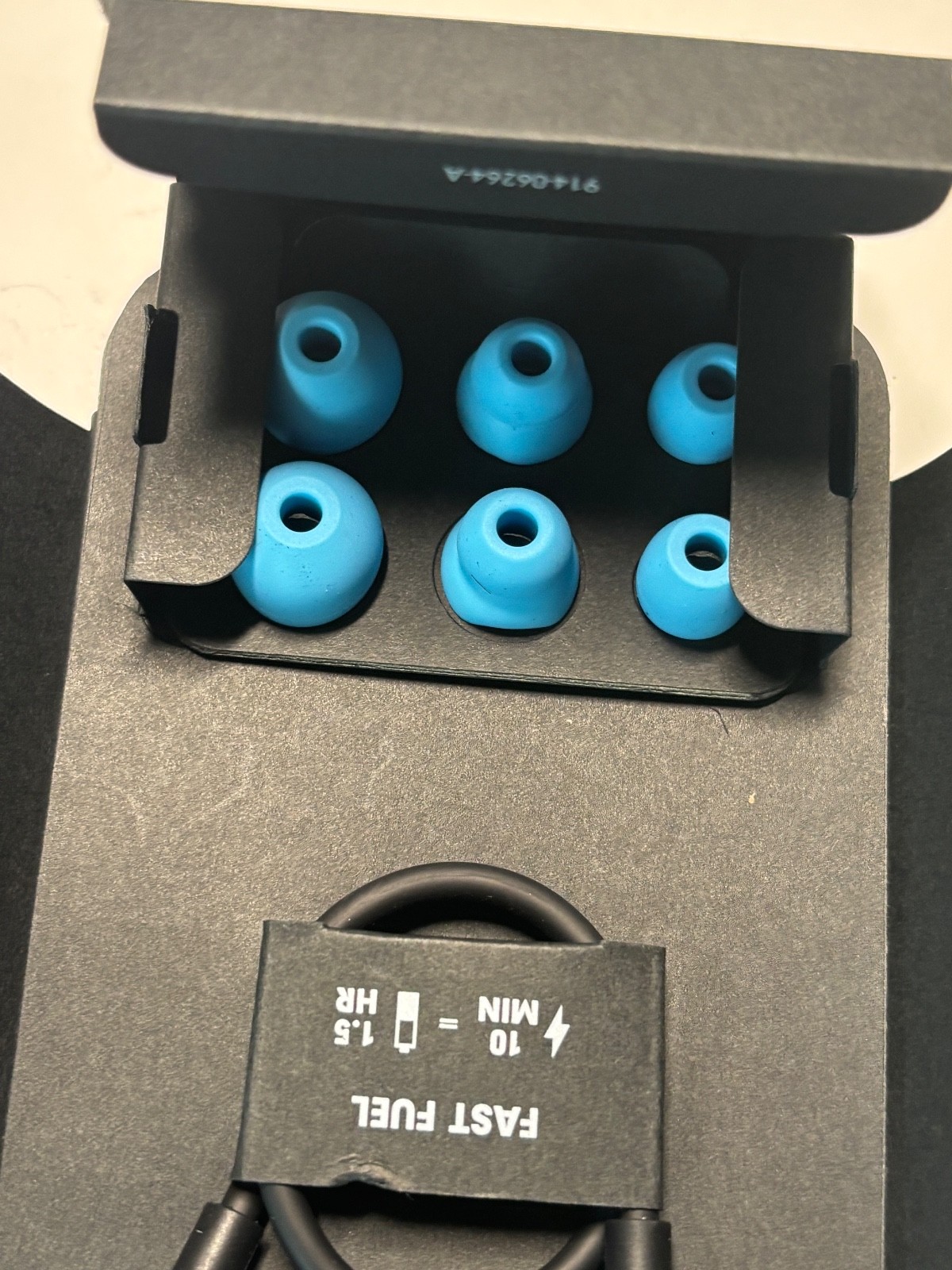 **READ** Beats by Dr. Dre Beats Flex Wireless Earphones Flame Blue MYMG2LL/A
