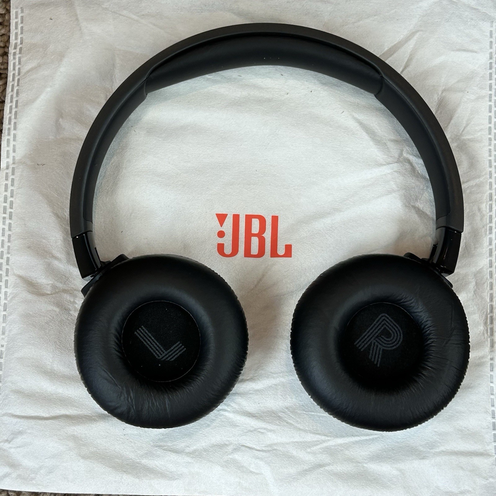 JBL TUNE 670NC Wireless Bluetooth Headphones Black Adaptive Noise Cancelling