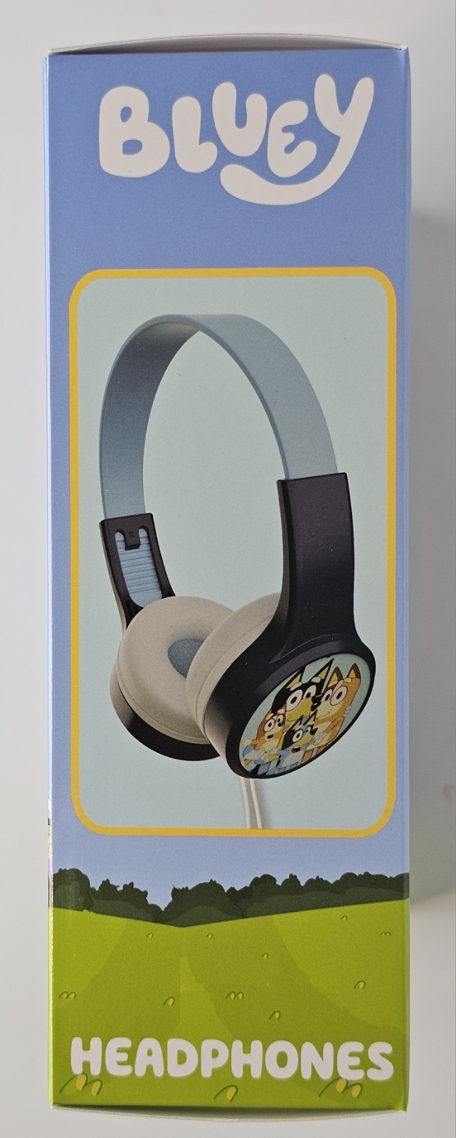 BLUEY Kids’ Safe Headphones Green and Black Ages 2 to 8 Years Old- New Item