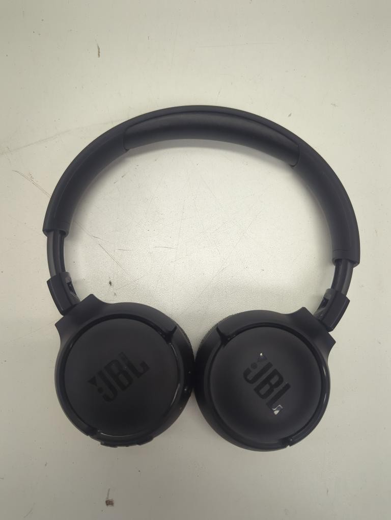JBL TUNE 520BT BLUETOOTH HEADPHONES (P08035308)