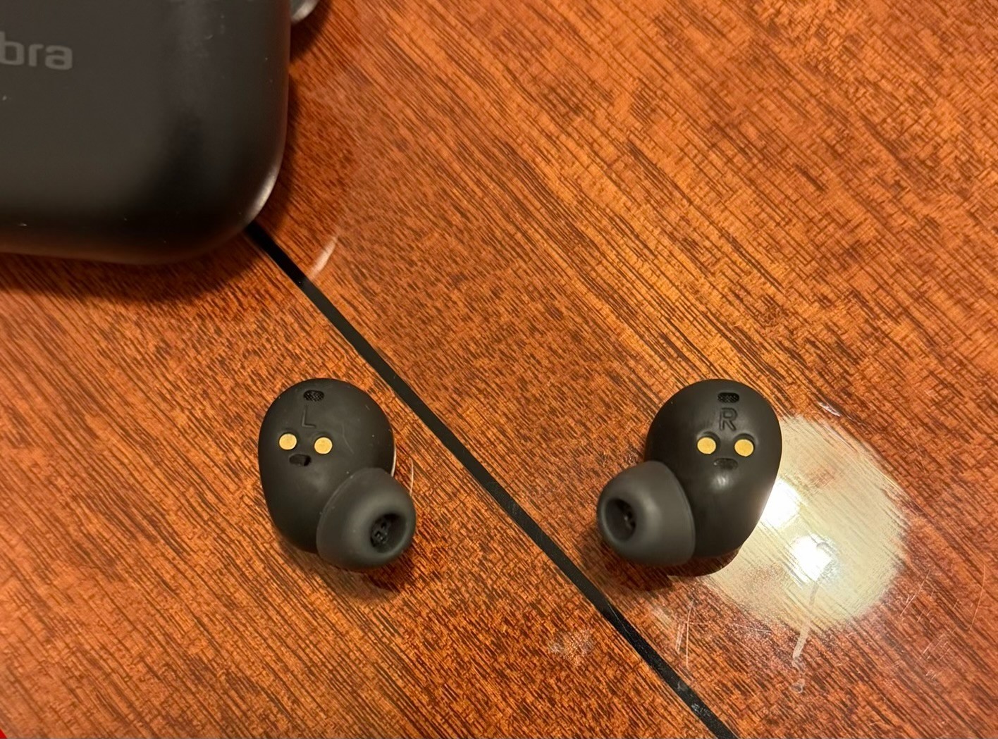 jabra elite 10 gen 1 (Gloss black, Used, Functioning Propery, All parts)