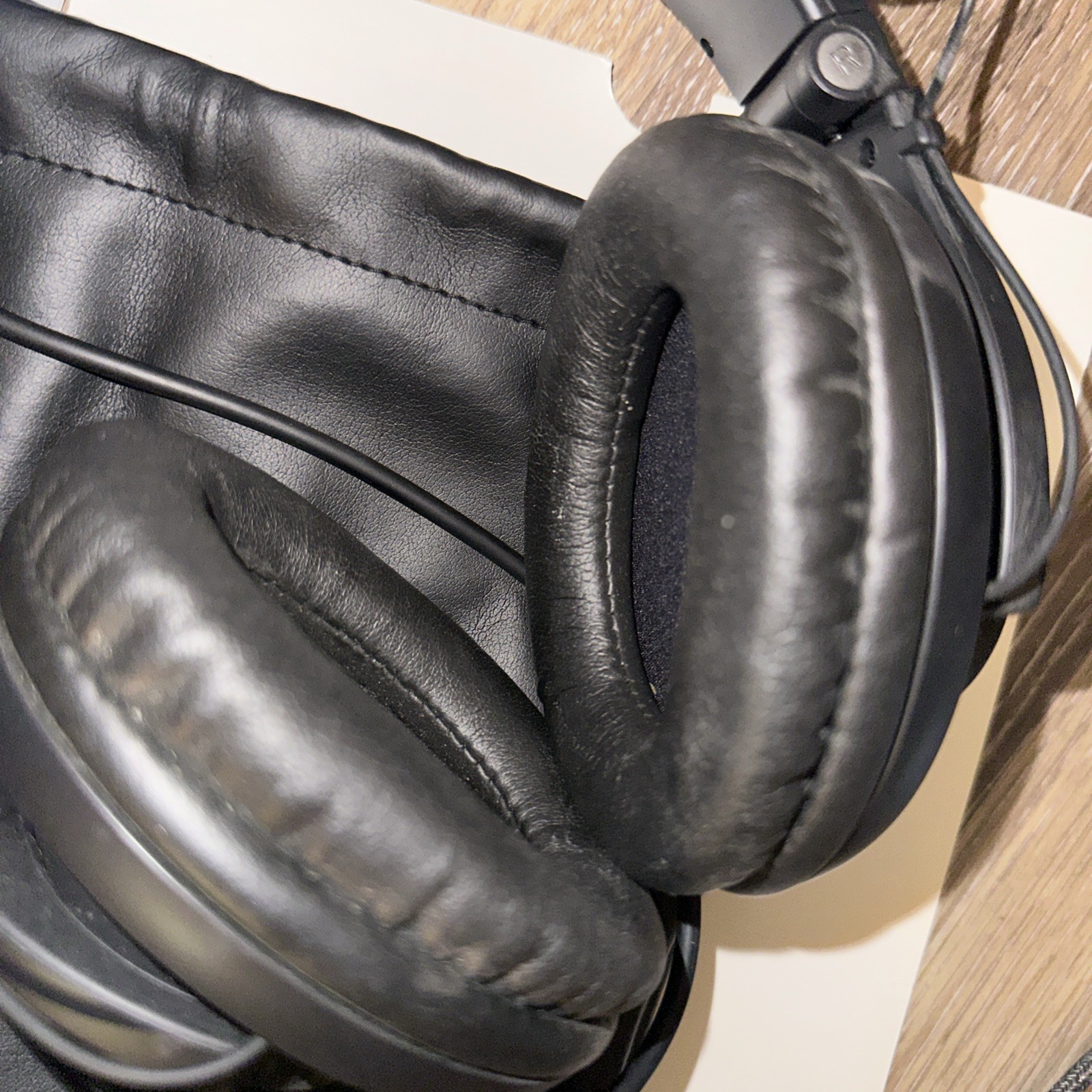 Shure SRH440 Professional Black Studio Monitoring Headphones