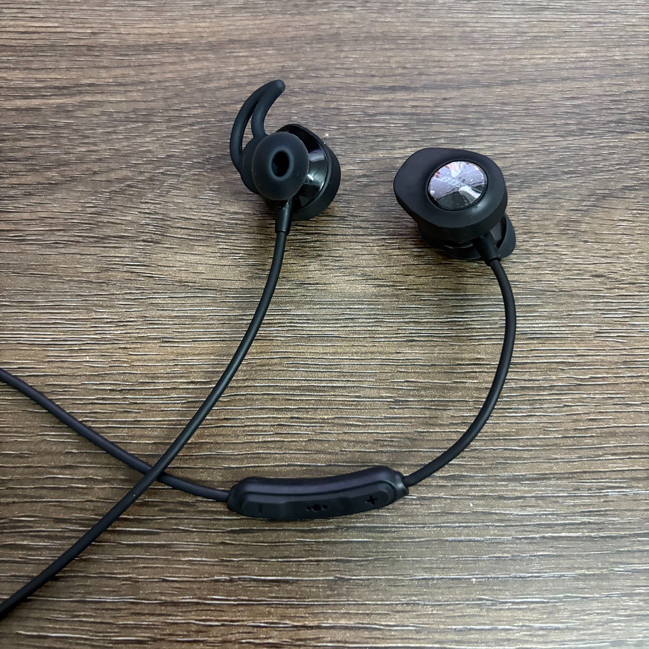 Bose SoundSport Wireless Bluetooth Headphones Sport Earphones Neckband Black us