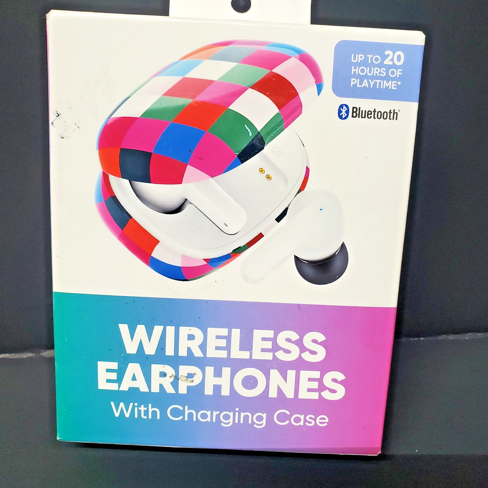 Vivitar Wireless Bluetooth Earphones USB-C Charging Case 20 Hours Battery Life