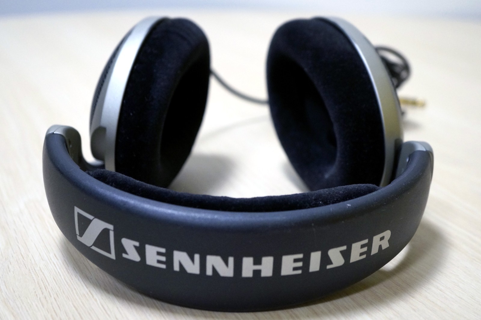 Sennheiser HD 555 Headphones Black/Gray – 6.3mm Connector Jack