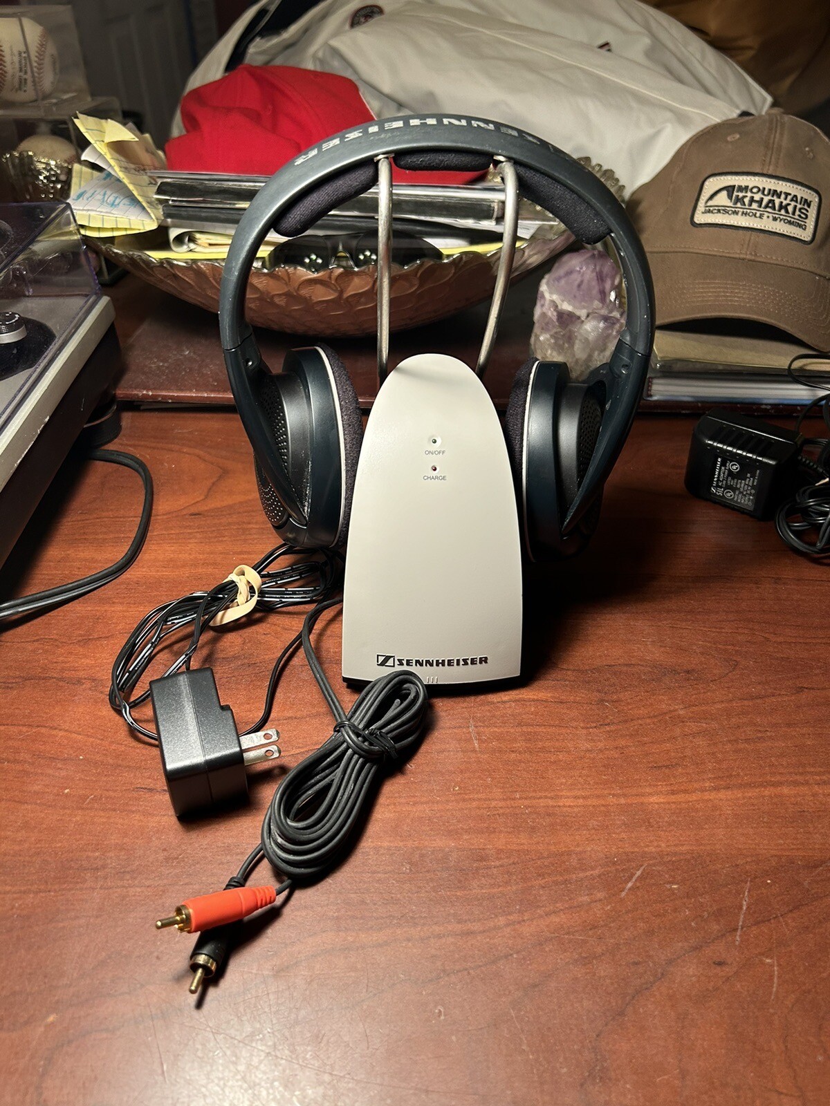 Lot-Sennheiser HDR120/HDR110 Wireless Headphones and TR120 /TR110Stand ReadPARTS