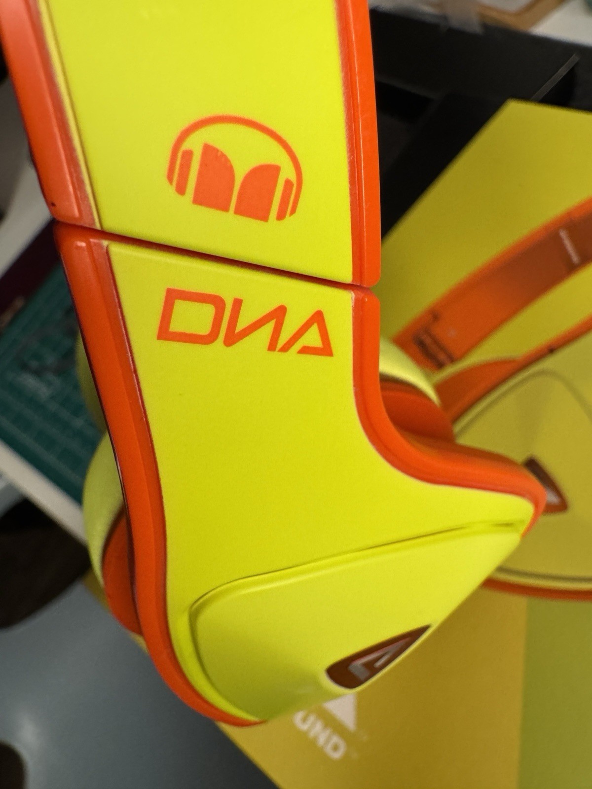 Monster DNA On-Ear Headphones Yellow/Orange Color – Wired 3.5mm Cable