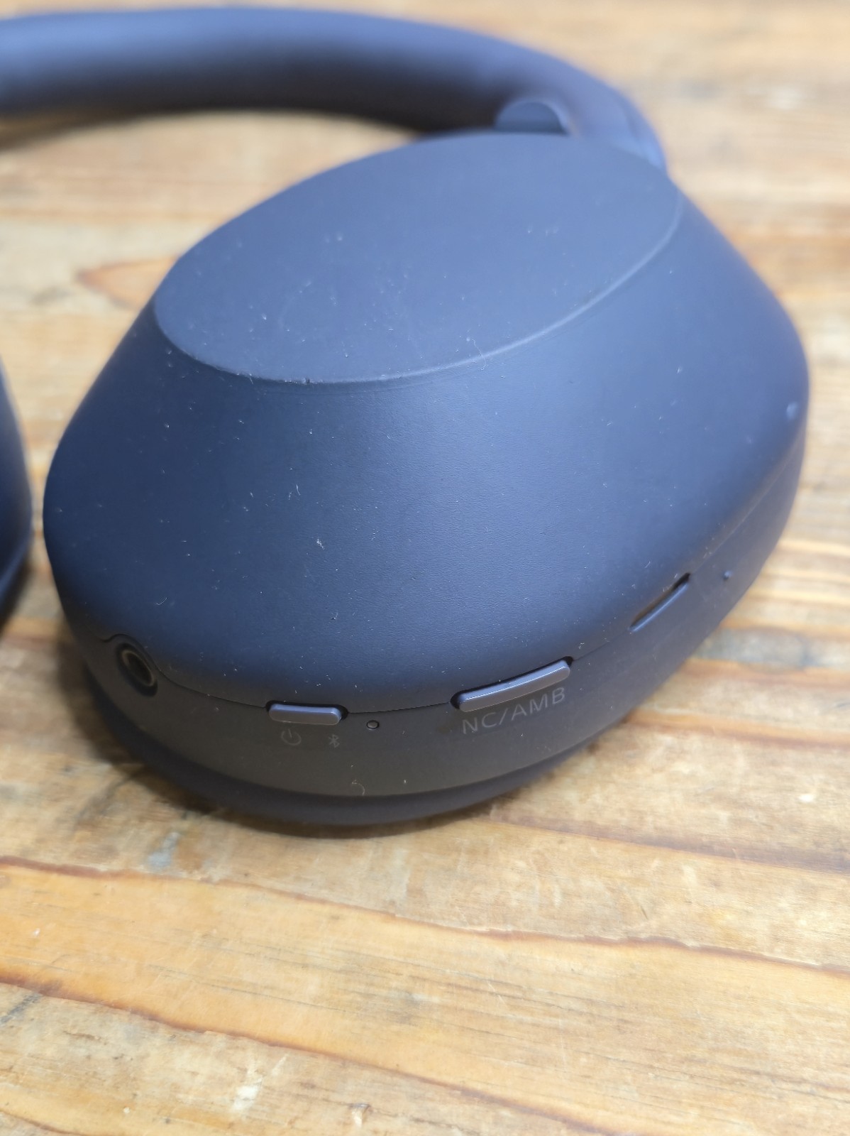 Sony WH-1000XM5 Wireless Noise Cancelling Headphones (Blue) Right Broke
