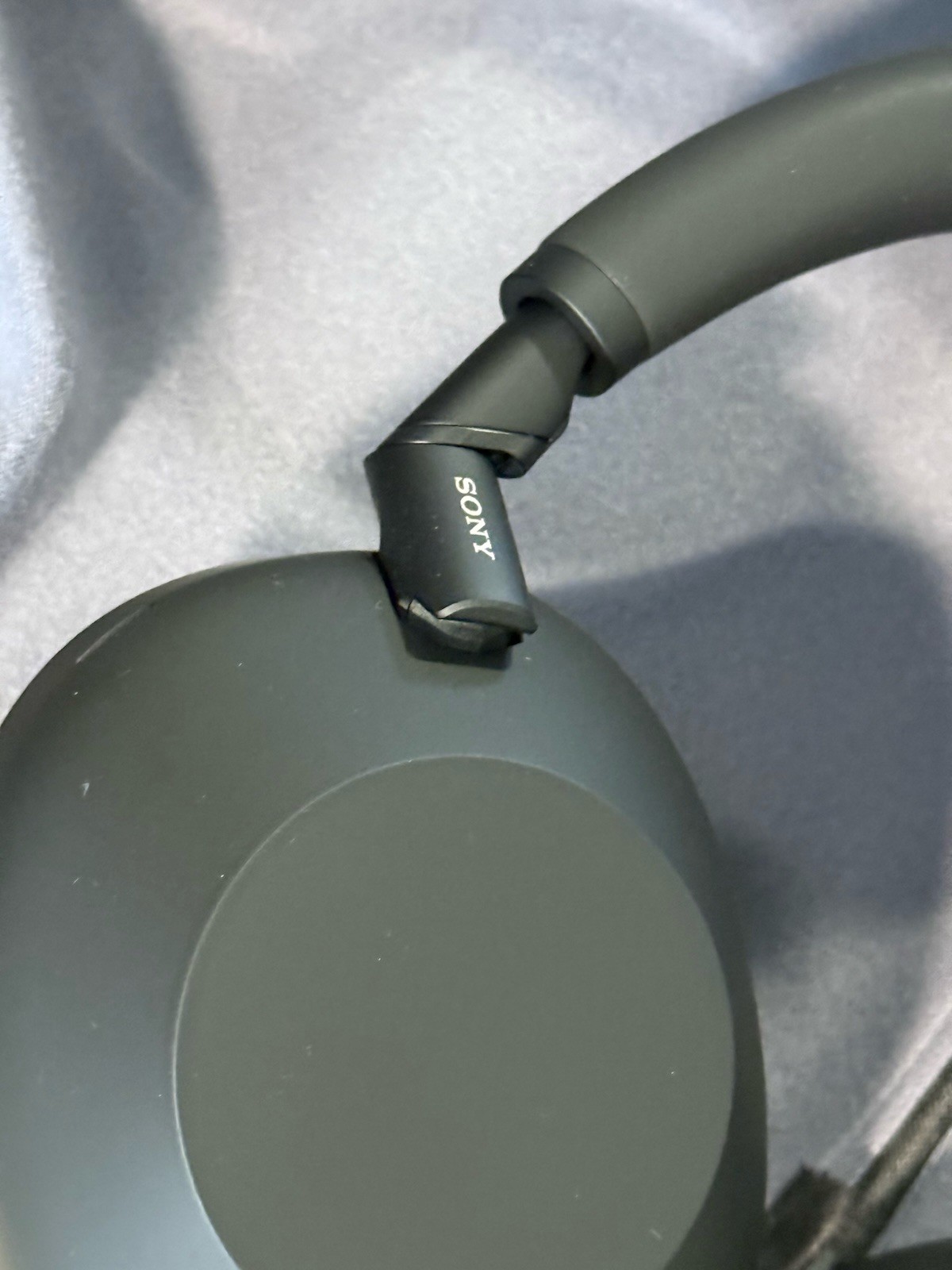NEW Sony WH-1000XM6 Wireless Noise Canceling Headphones – Black