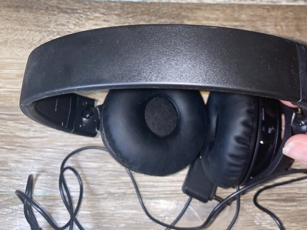 Sony MDR-ZX110NC Noise Cancelling Headphones MDRZX110NC Black On Ear Headphones