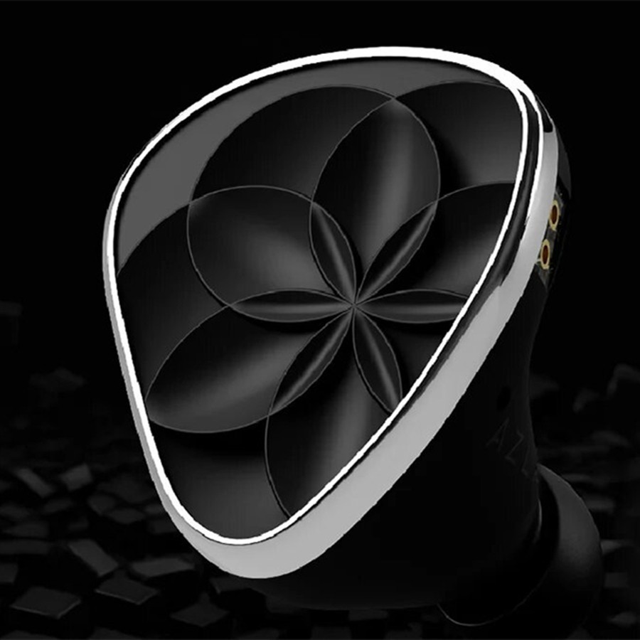 TANGZU x AZLA Noirblanc 1DD+3BA 3.5mm /4.4mm In-Ear Headphone