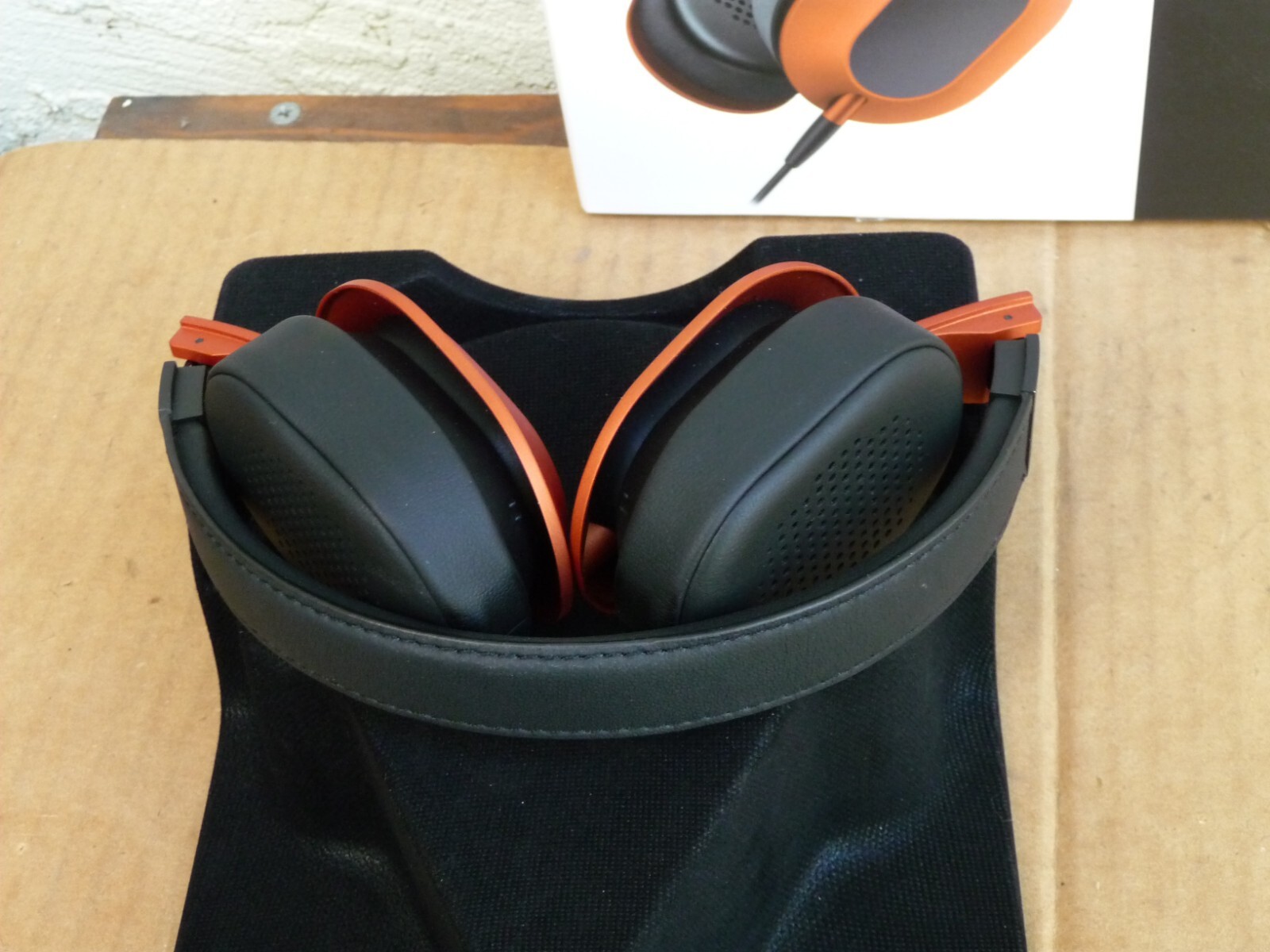 KEF M400 On-Ear Hi-Fi Headphones Orange
