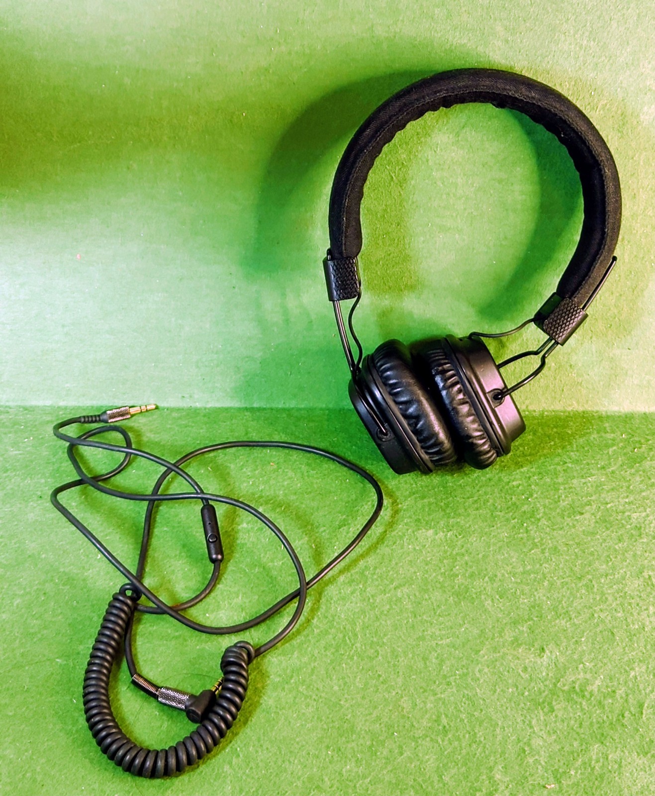Marshall Major II On-Ear Headphones Wired Black 3.5mm w/ Mic, Tested, Working
