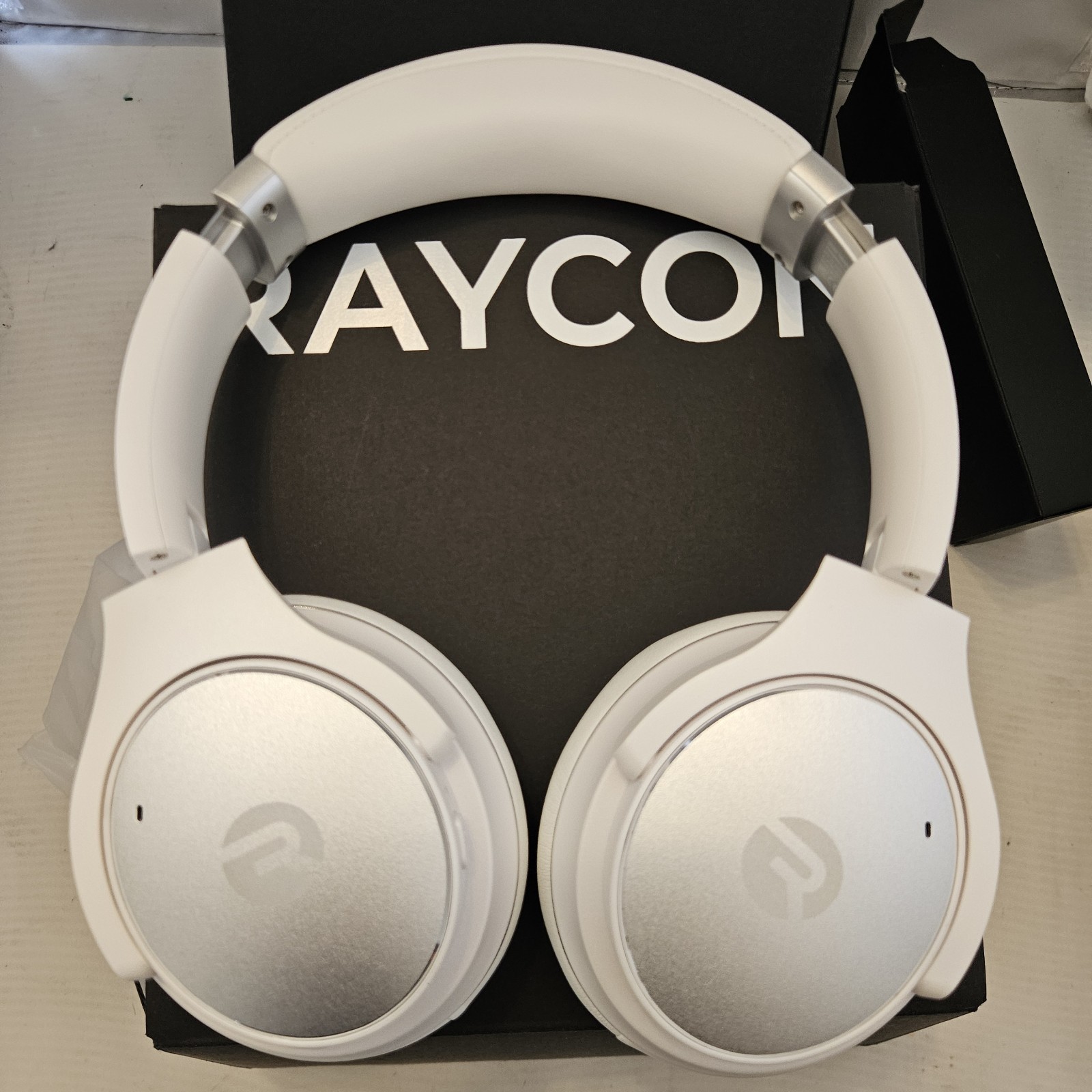 Raycon Everyday Headphones, White