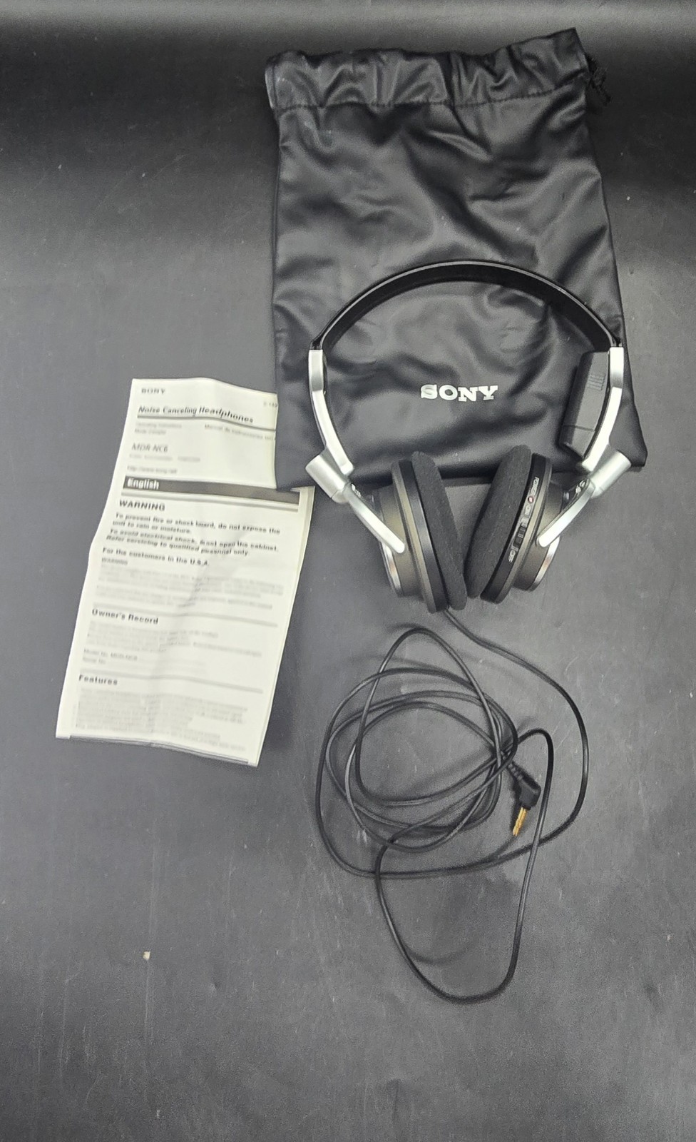 Sony Noise cancelling plug-in Headband Headphones – Silver MDR-NC6
