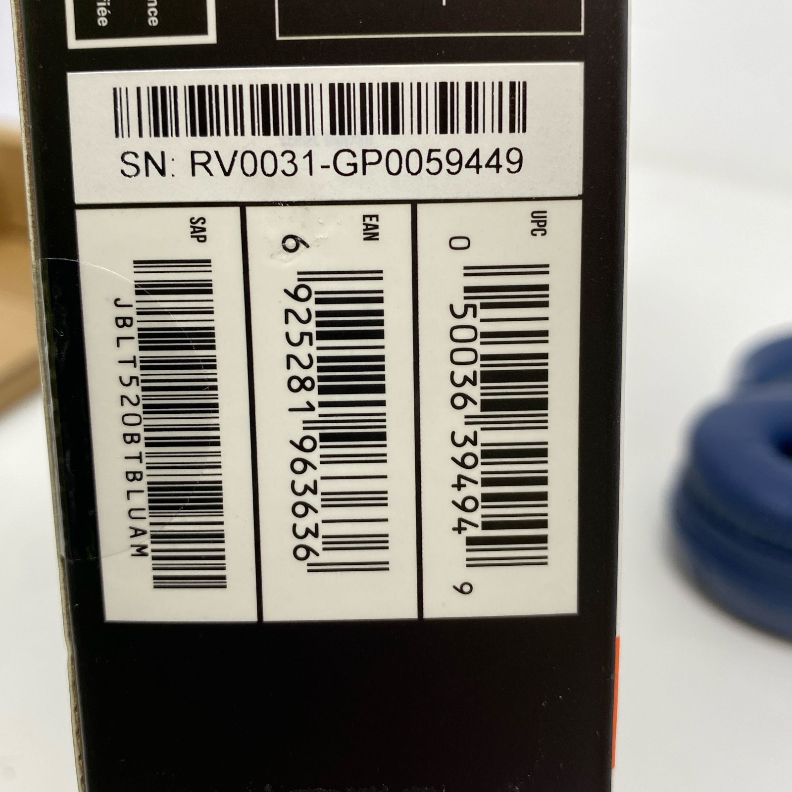 JBL Tune 520BT Bluetooth On-Ear Headphones – Blue 57h Battery