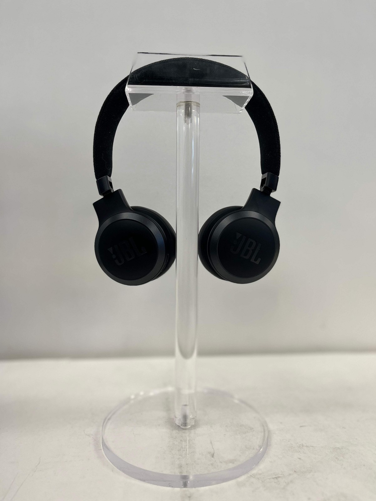 JBL Live675 NC Wireless On-Ear Bluetooth Headphones Black JBLLIVE675NCBLKAM