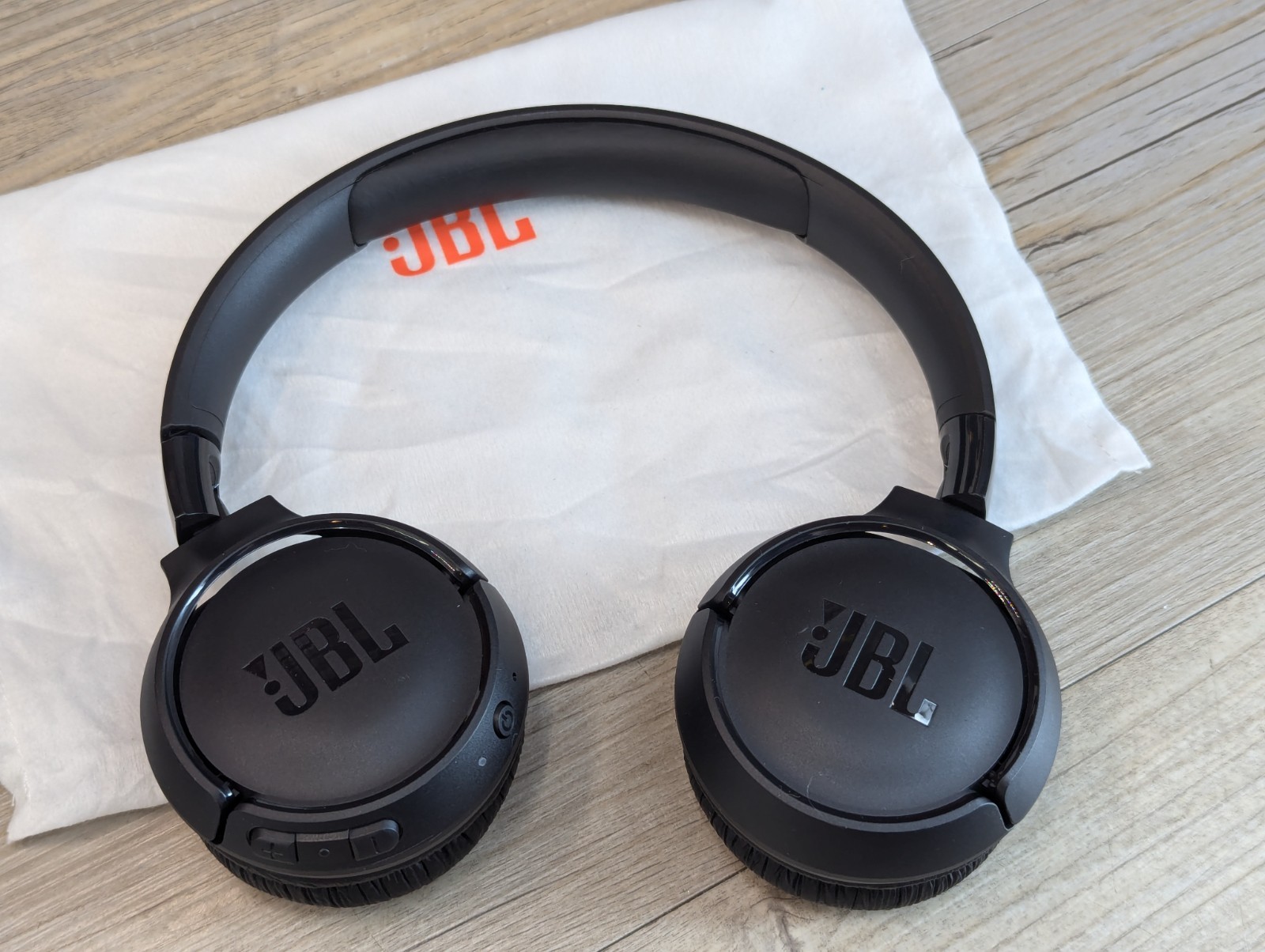 JBL Wireless Bluetooth On-Ear Headphones Tune 520BT Harman 2025 In Box W/ Manual