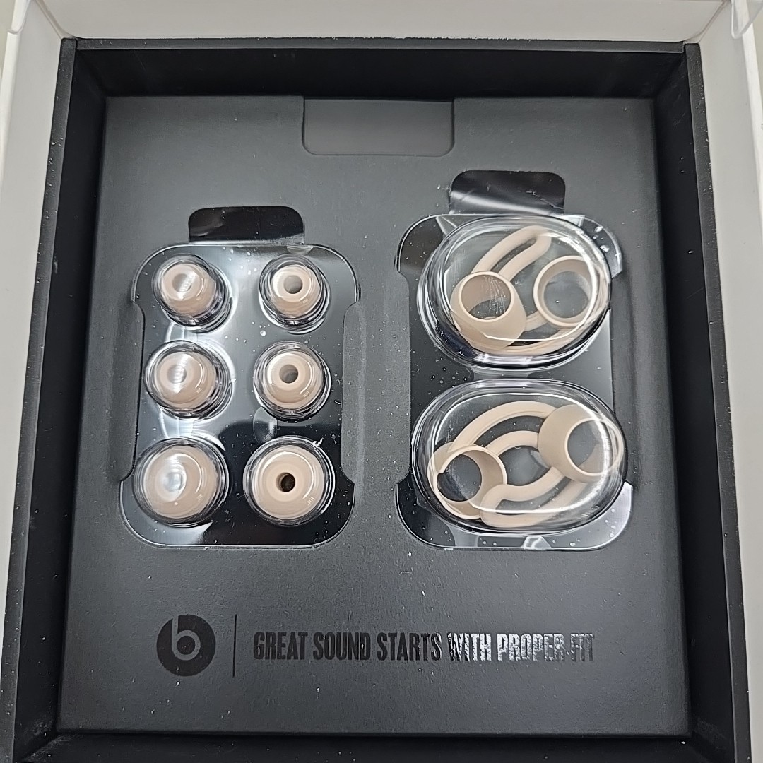 Beats urBeats3 A1942 Case, Wiretips And Ear Bud Covers Only In Box- No Earphones