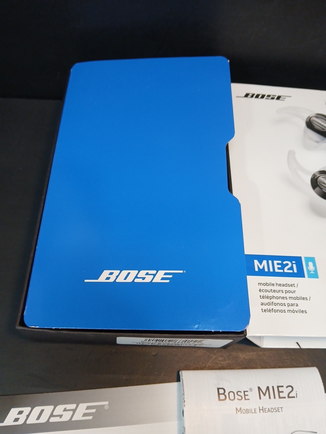 Bose MIE2i In-Ear Headphones Earbuds Black 3.5mm Mobile Headset Mic Stereo