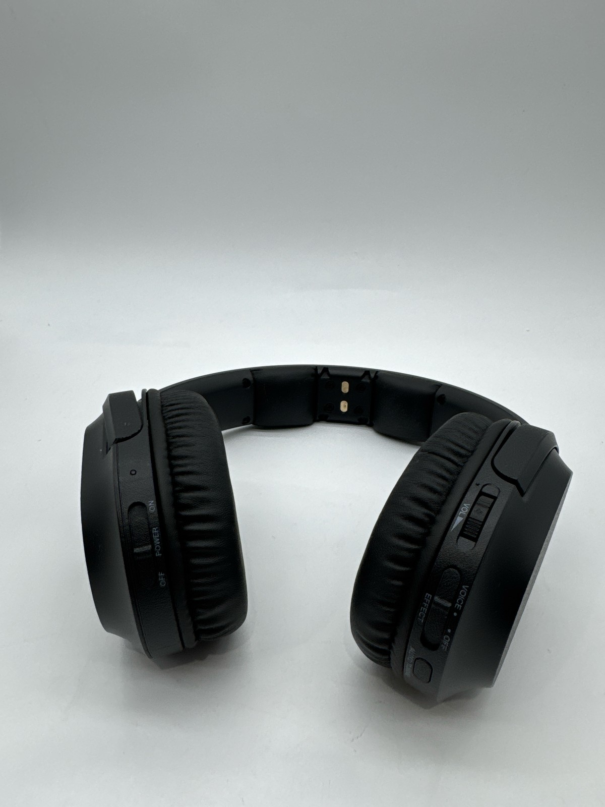 Sony WH-RF400 Wireless Over-Ear Home Theater Headphones 3.5 mm Jack – Black