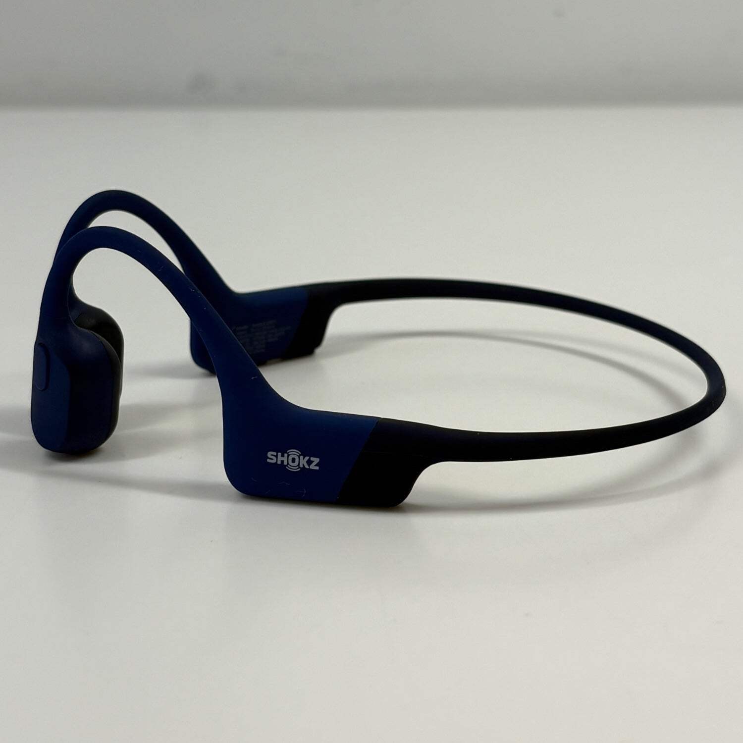 Shokz OpenRun Open-Ear Bone Conduction Sport Headphones Blue S805