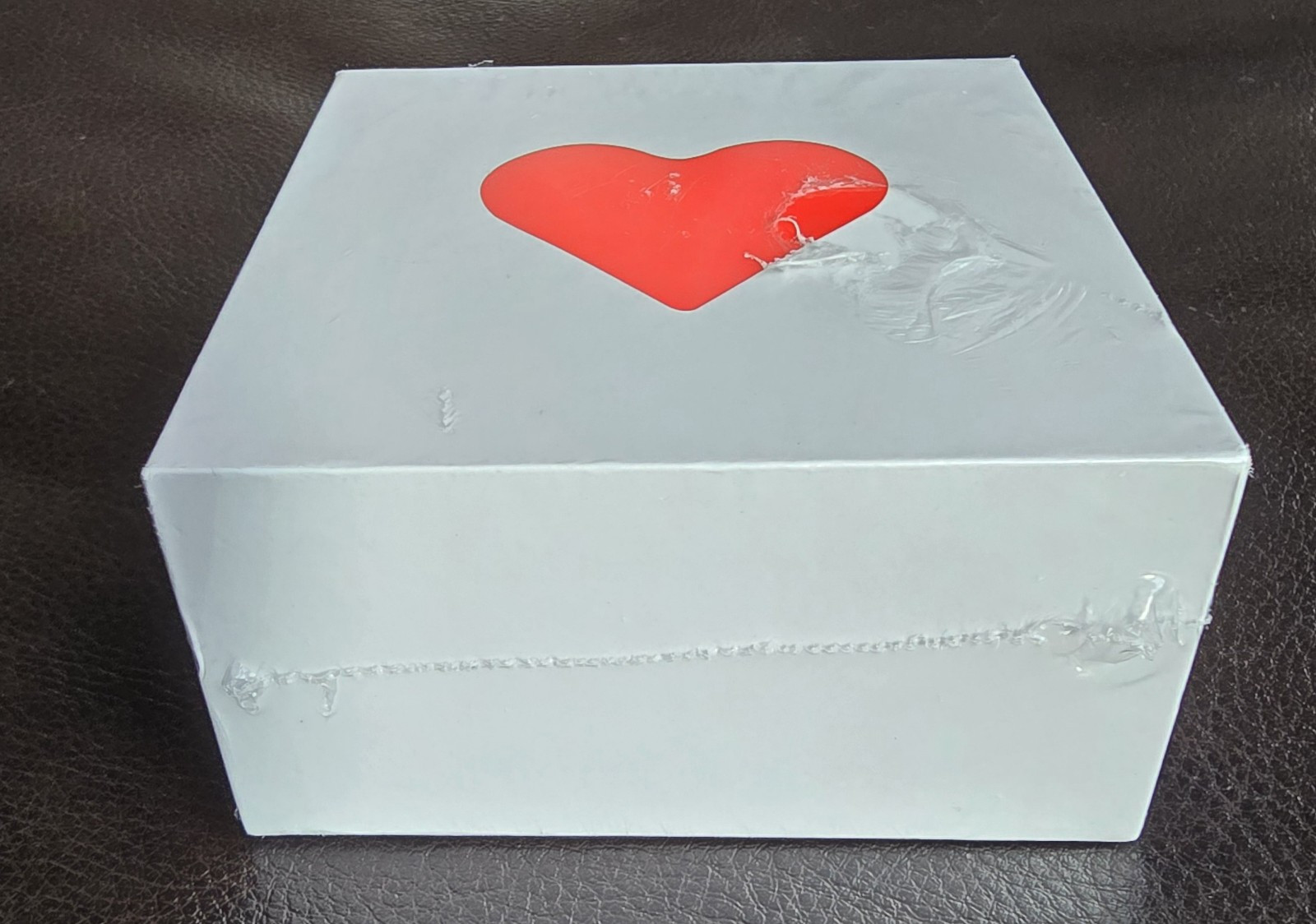 Softbank Selection Heart Buds Wireless Earphones Red TW-HEART-02 New Sealed 6mm