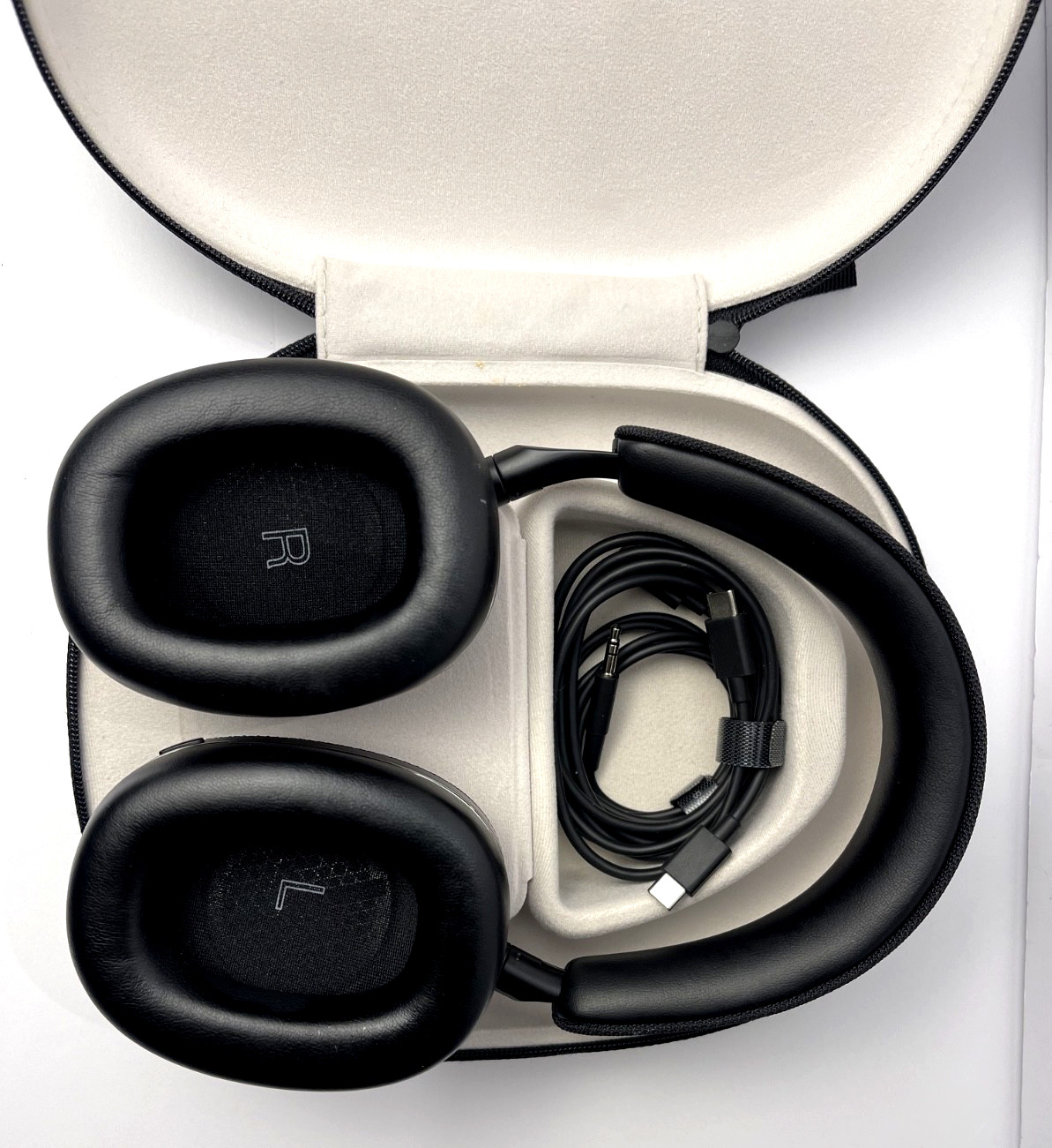 Bowers & Wilkins Px7 S2 Noise-Cancelling Wireless Bluetooth Headphones