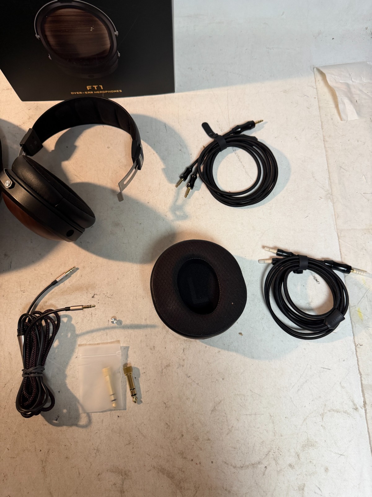 FiiO FT1 32Ω Large Dynamic Driver Headphones with Solid Wood Cups – AS IS