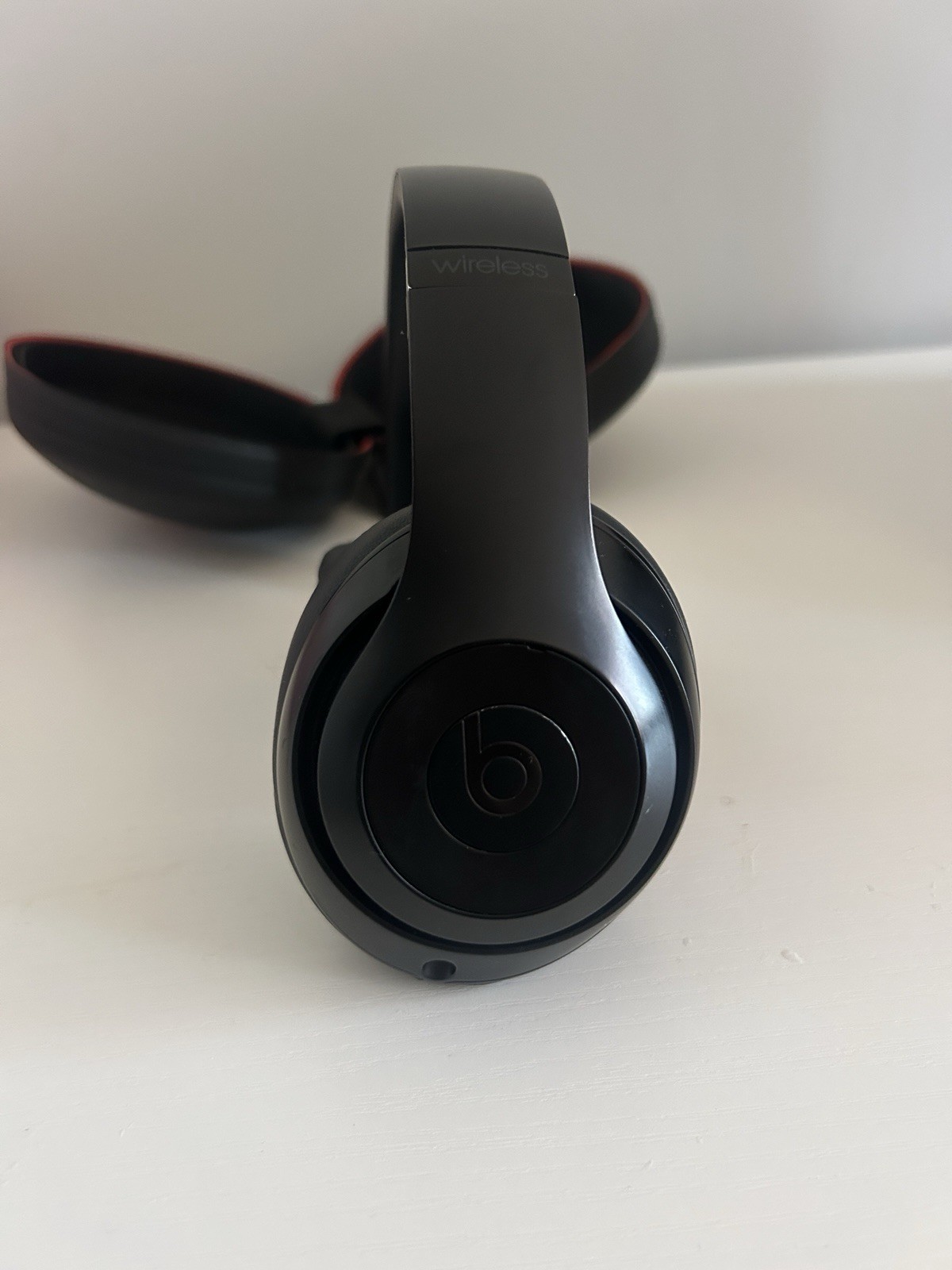 Beats by Dr. Dre Studio3 Over the Ear Wireless Headphones – Black