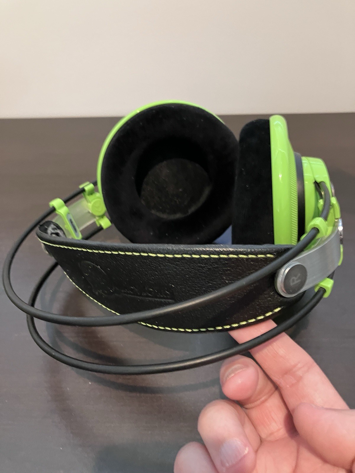 AKG Q701 Quincy Jones Open Type Reference Class Premium Headphones