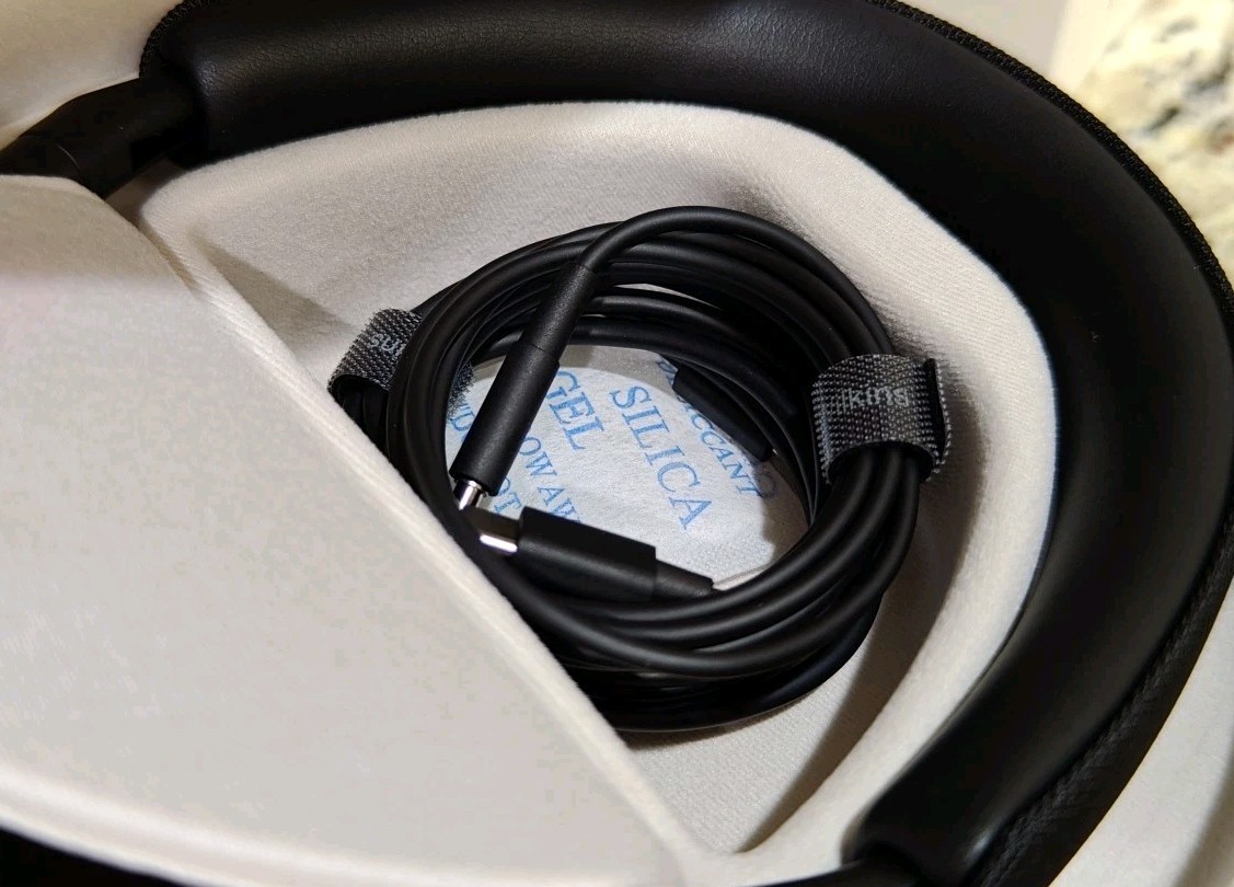 NewOpen Bowers & Wilkins Px7 S2 Over-Ear Headphones – Advanced Noise