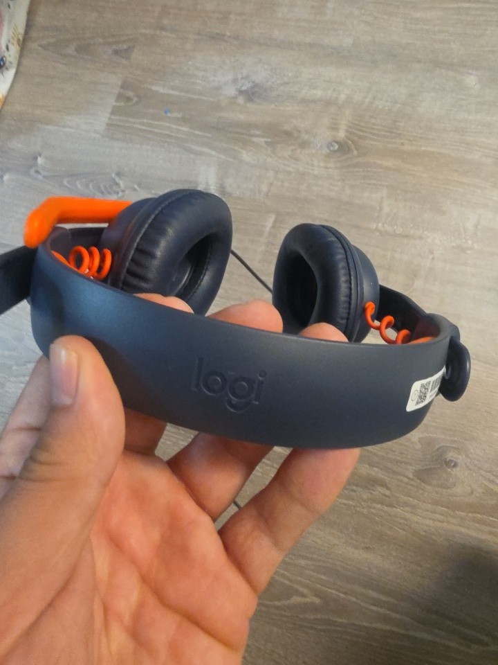 GENUINE Logi Headphones Z00015 Zone Learn