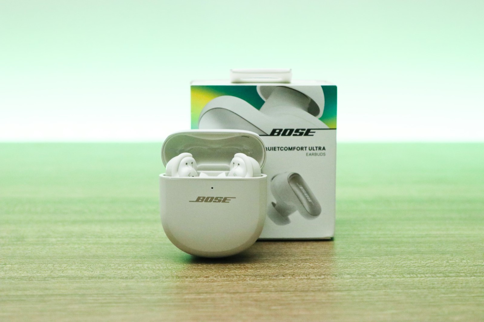 Bose QuietComfort Ultra Noise Cancelling Earbuds, OPEN BOX