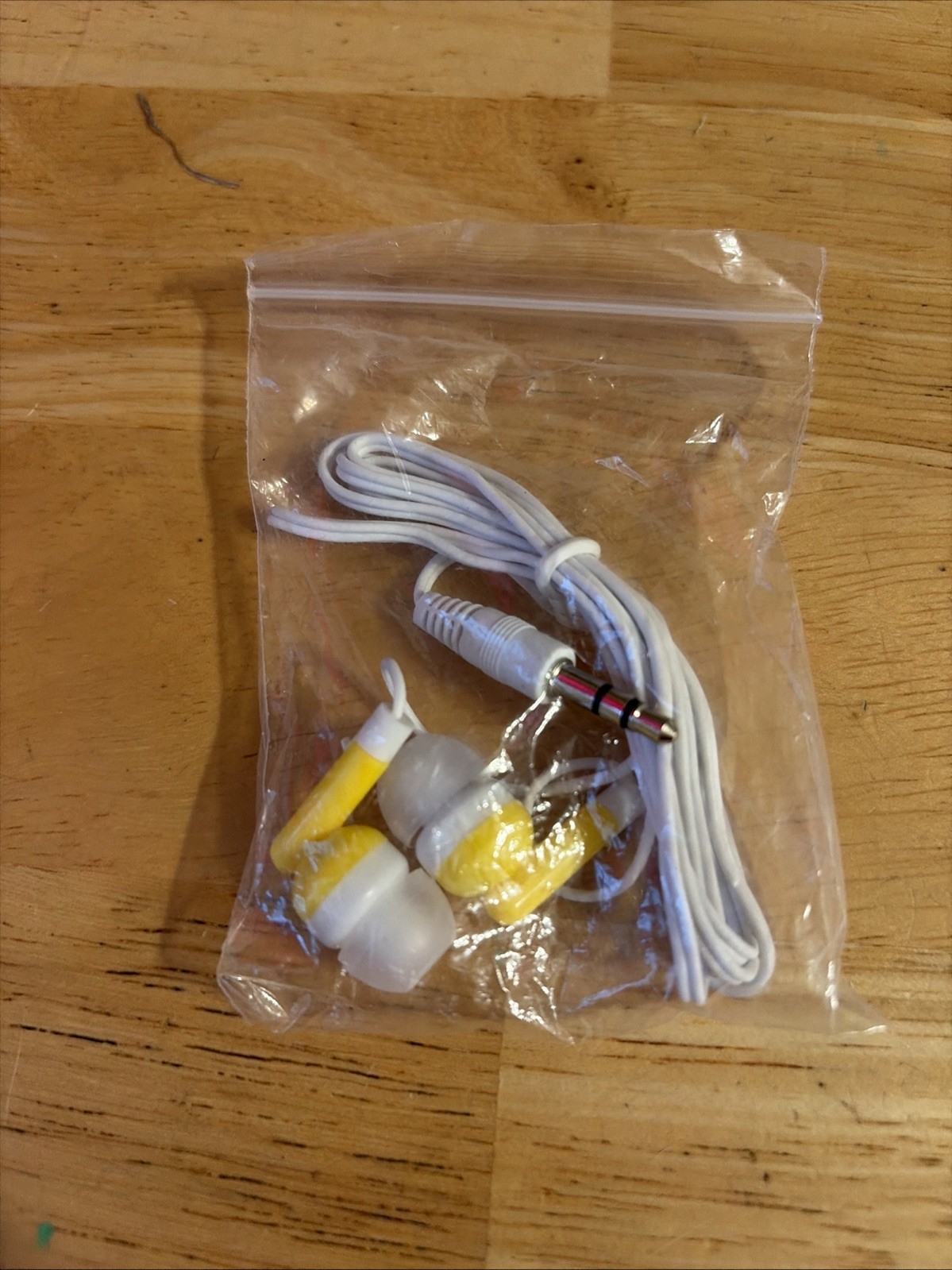 Color In Ear Music 3.5mm Earphones Tablet Mp3/mp4 Universal Earplugs