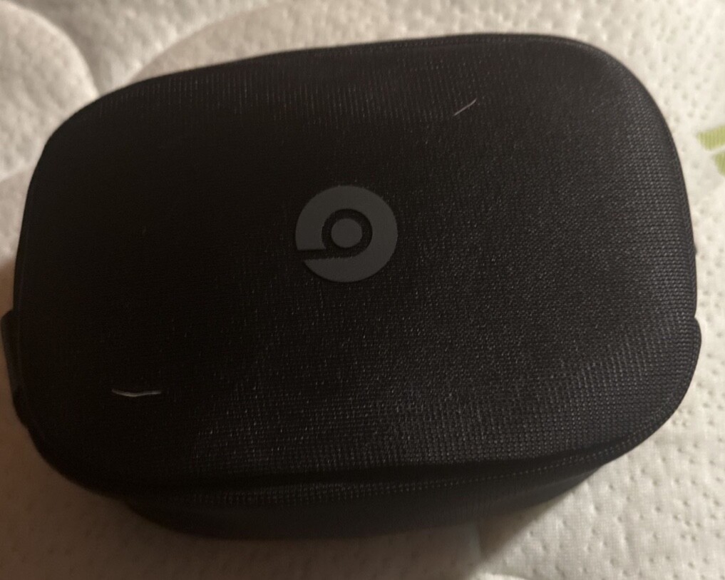 Beats by Dr. Dre Studio3 Over the Ear Wireless Headphones – Black