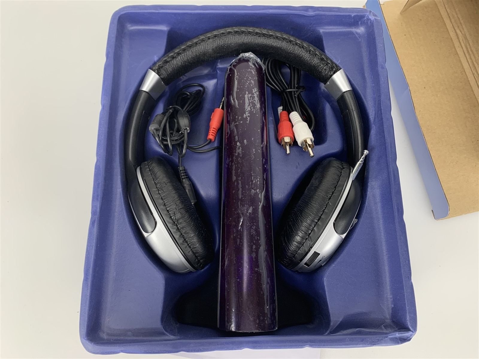SoundLogic 4 In 1 Wireless Headphones